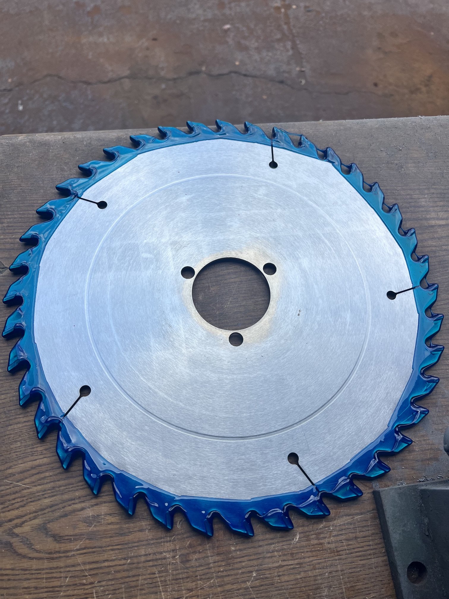 Saw Blade Sharpening & Repairs