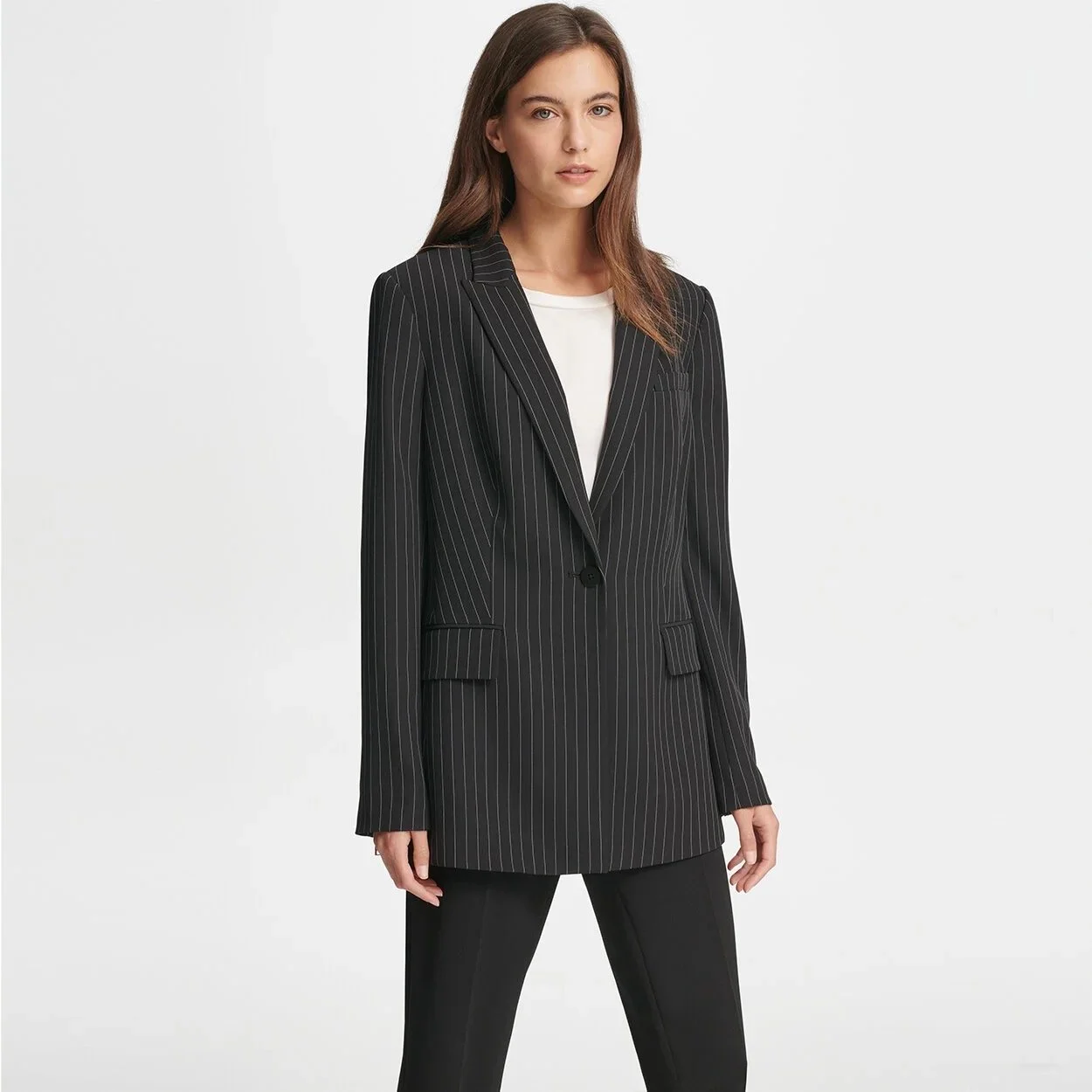 028-DKNYDW08519_20_P9ECRB4M_BLK_4676.jpg