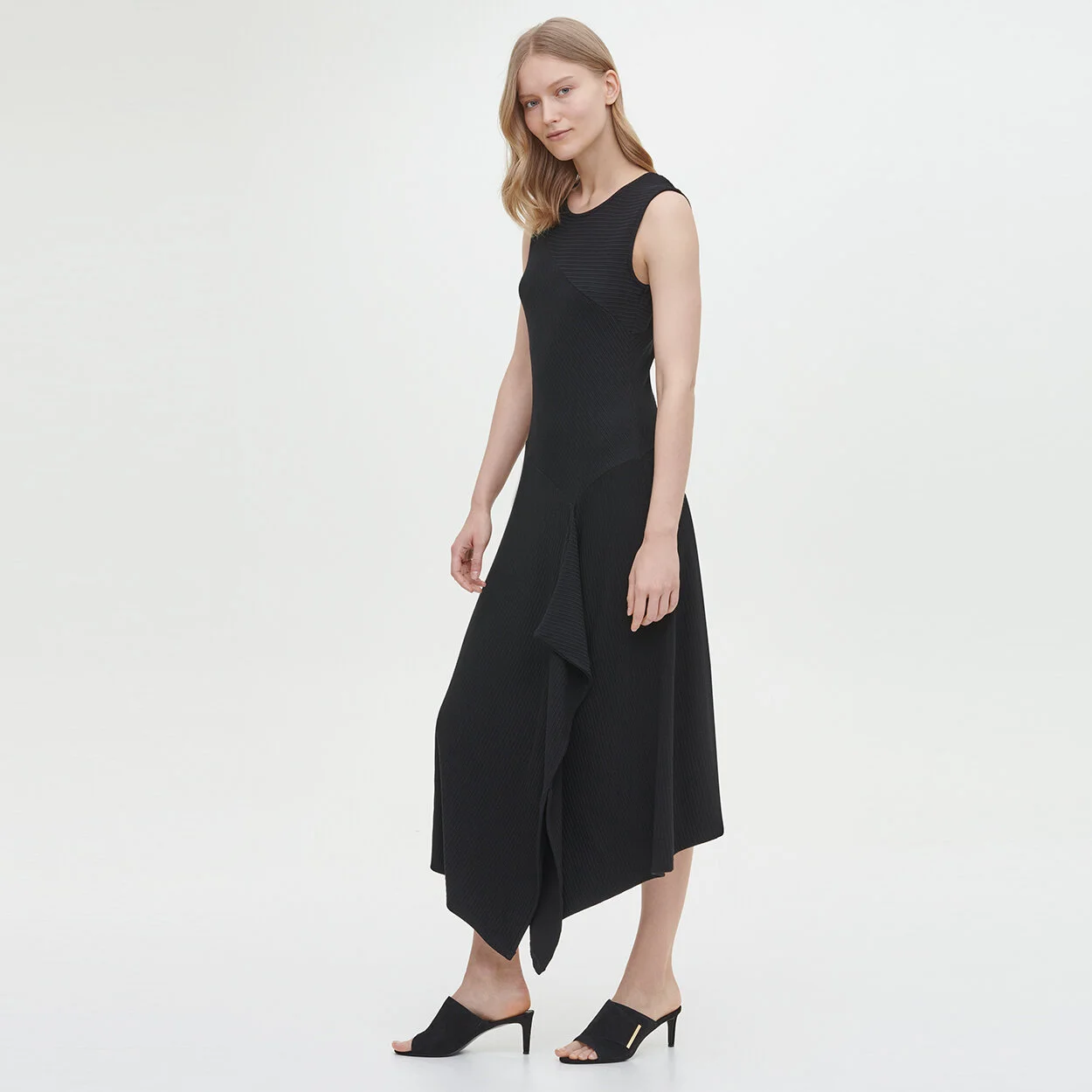 CKCK04619_108_M9GDR898_BLACK_1314.jpg