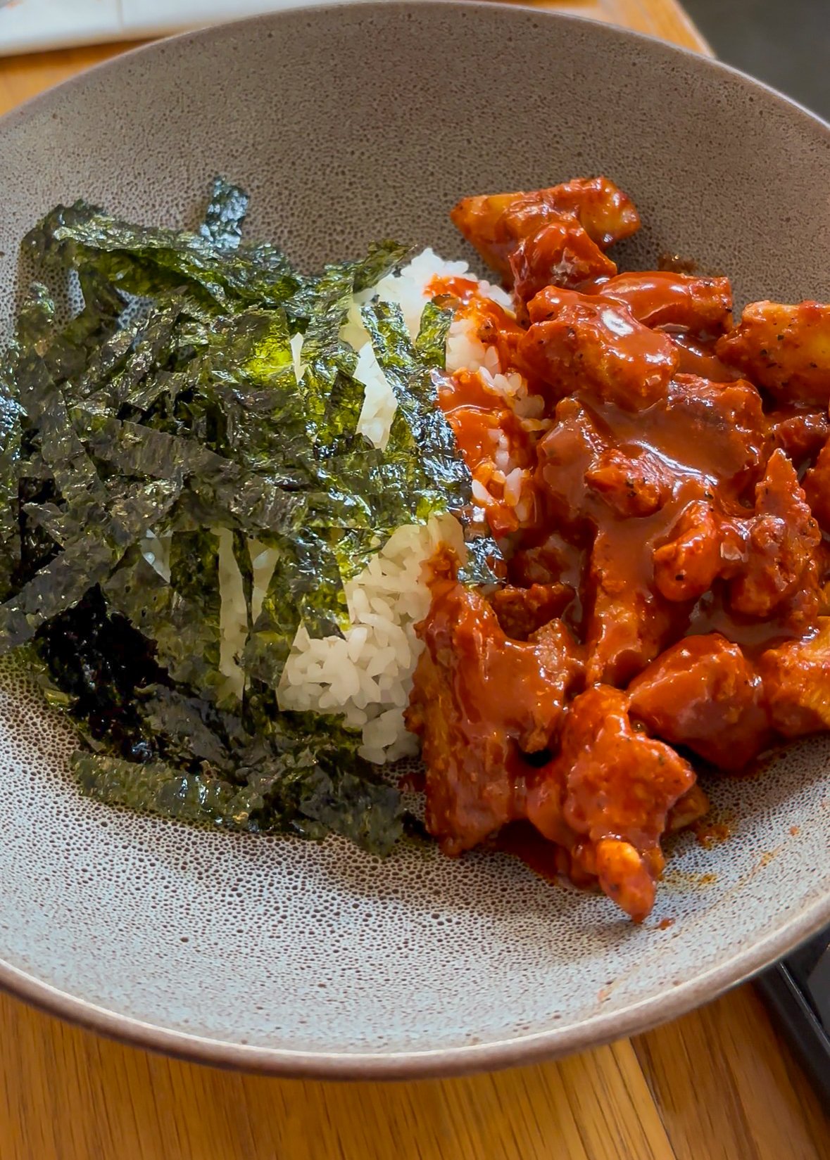 Seaweed, Rice, & Chicken Plate