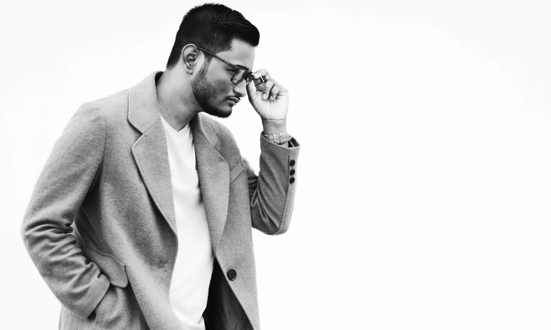 The Soft-Shouldered Suit: Tailoring Loses Its Armour