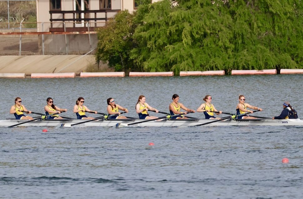 WIRA recap! Our crews had a great time racing this weekend, next up ACRA in Oak Ridge, Tennessee! 

Varsity 8+: 7:16:57 (1st place in 3rd Final)
Varsity 4+: 9:08:75 (2nd place in 3rd Final)
Novice 4+: 10:28:01 (4th place in Petite Final)
Women&rsquo;