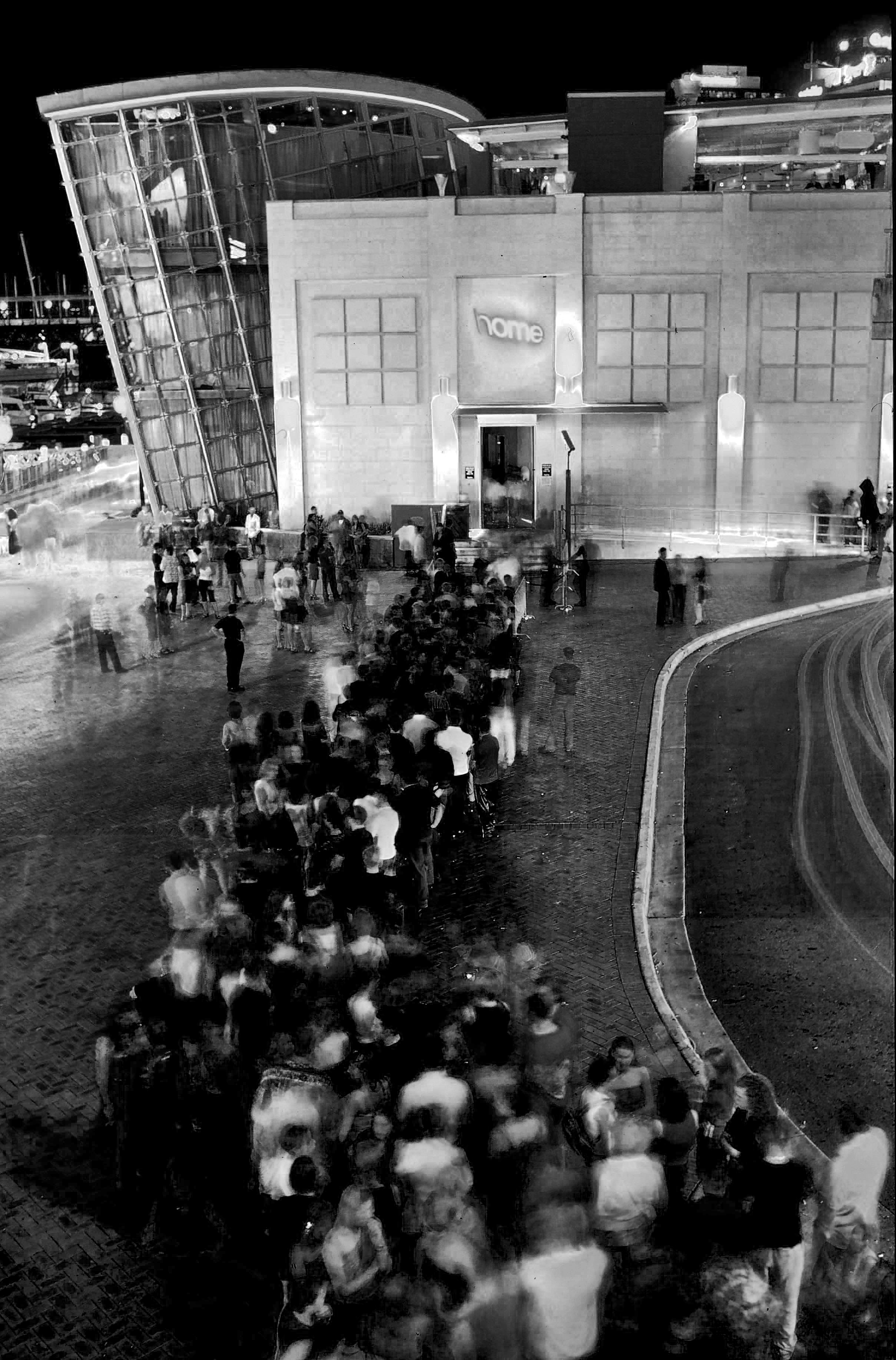 Home Outside Cue B&W.png