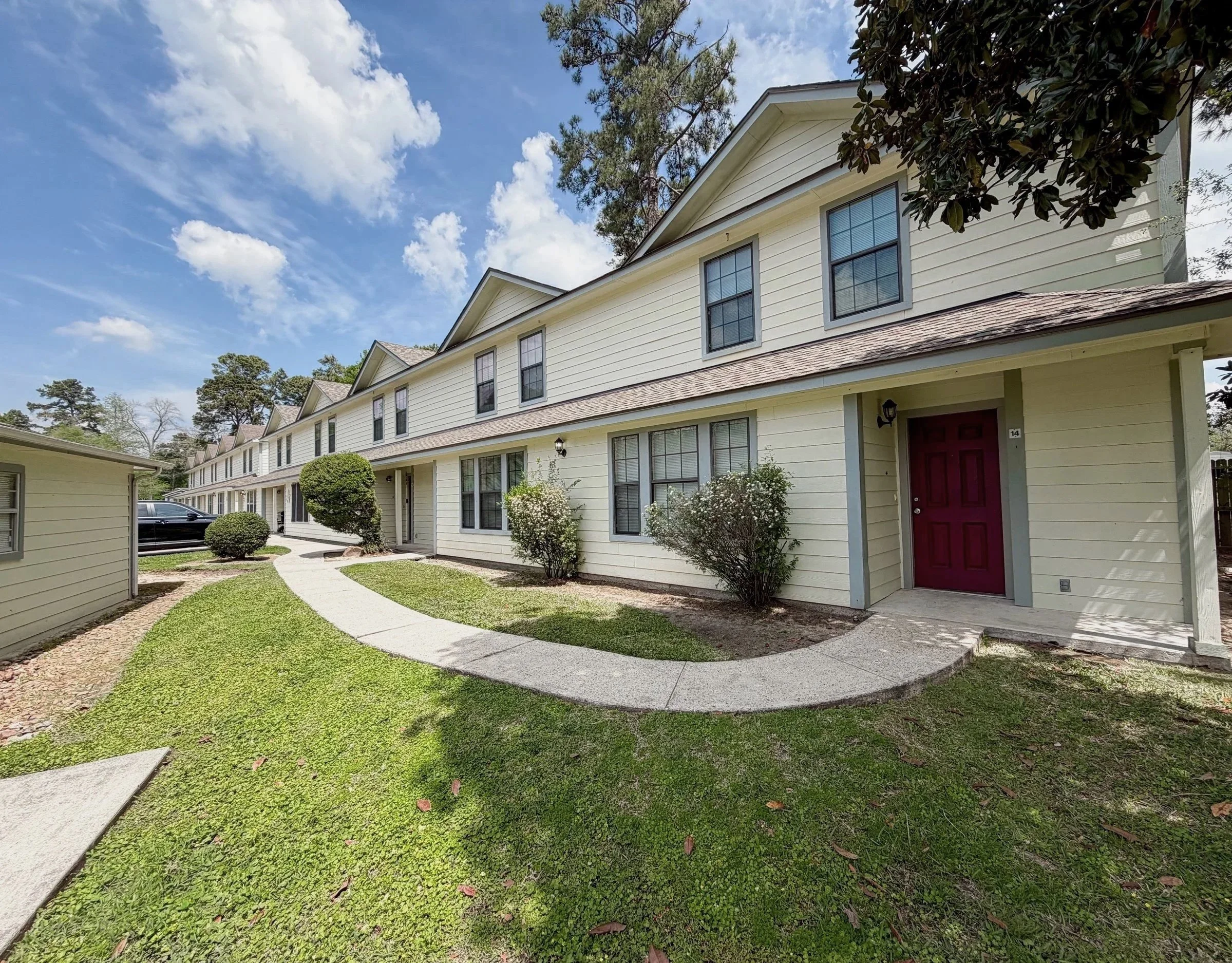 Townhomes in Portert Tx.