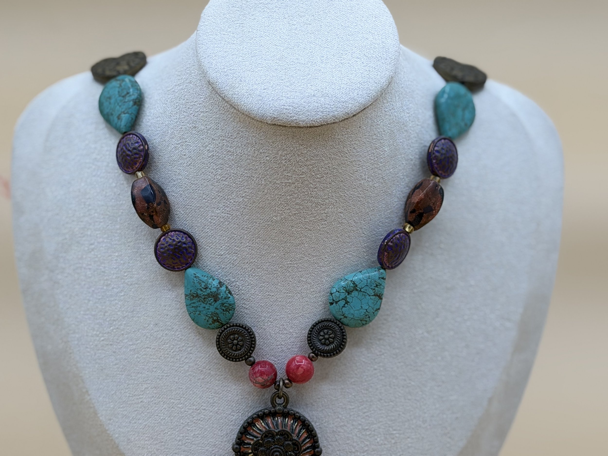 heart necklace 3.JPG