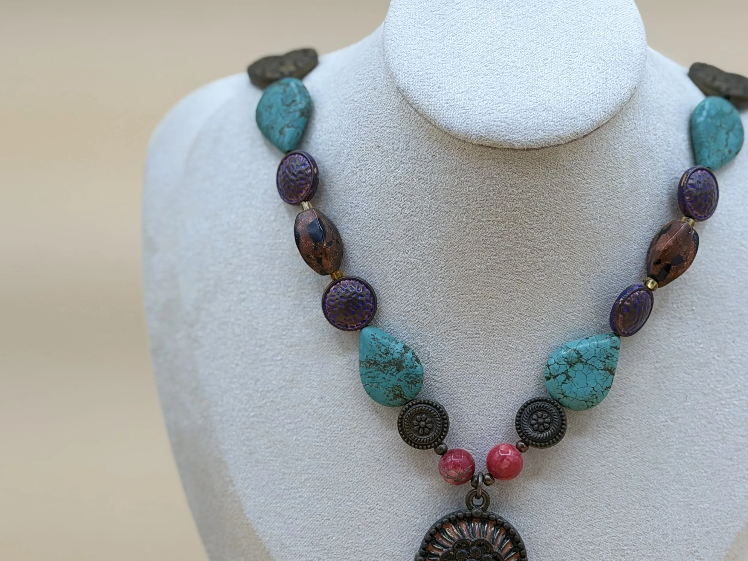 heart necklace 4.JPG