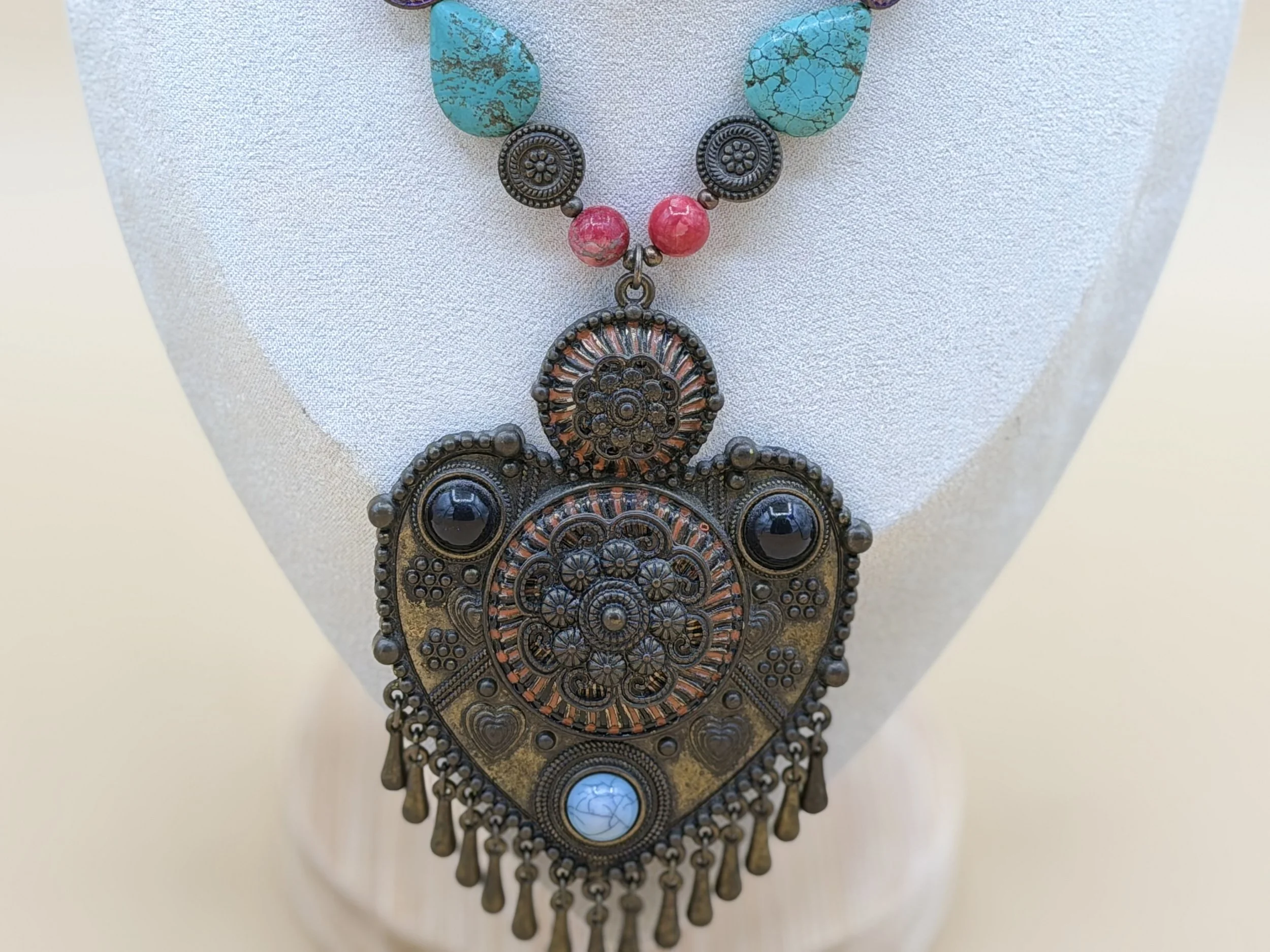 heart necklace 2.JPG
