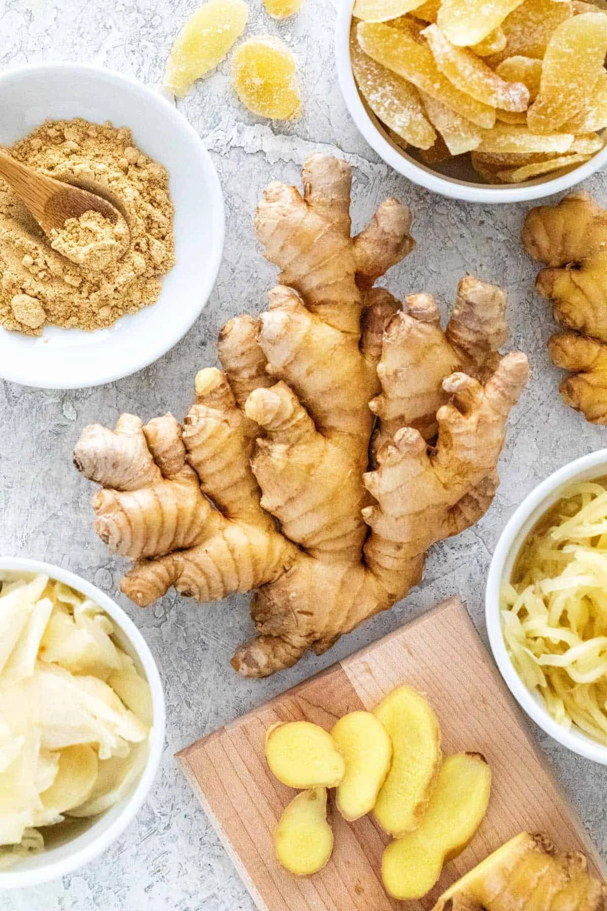 Ginger contains gingerol, which helps reduce inflammation and redness in skin conditions like acne and eczema. Dermatologists recommend using ginger-based skincare products with moisturizers and serums for their brightening and antioxidant effects.