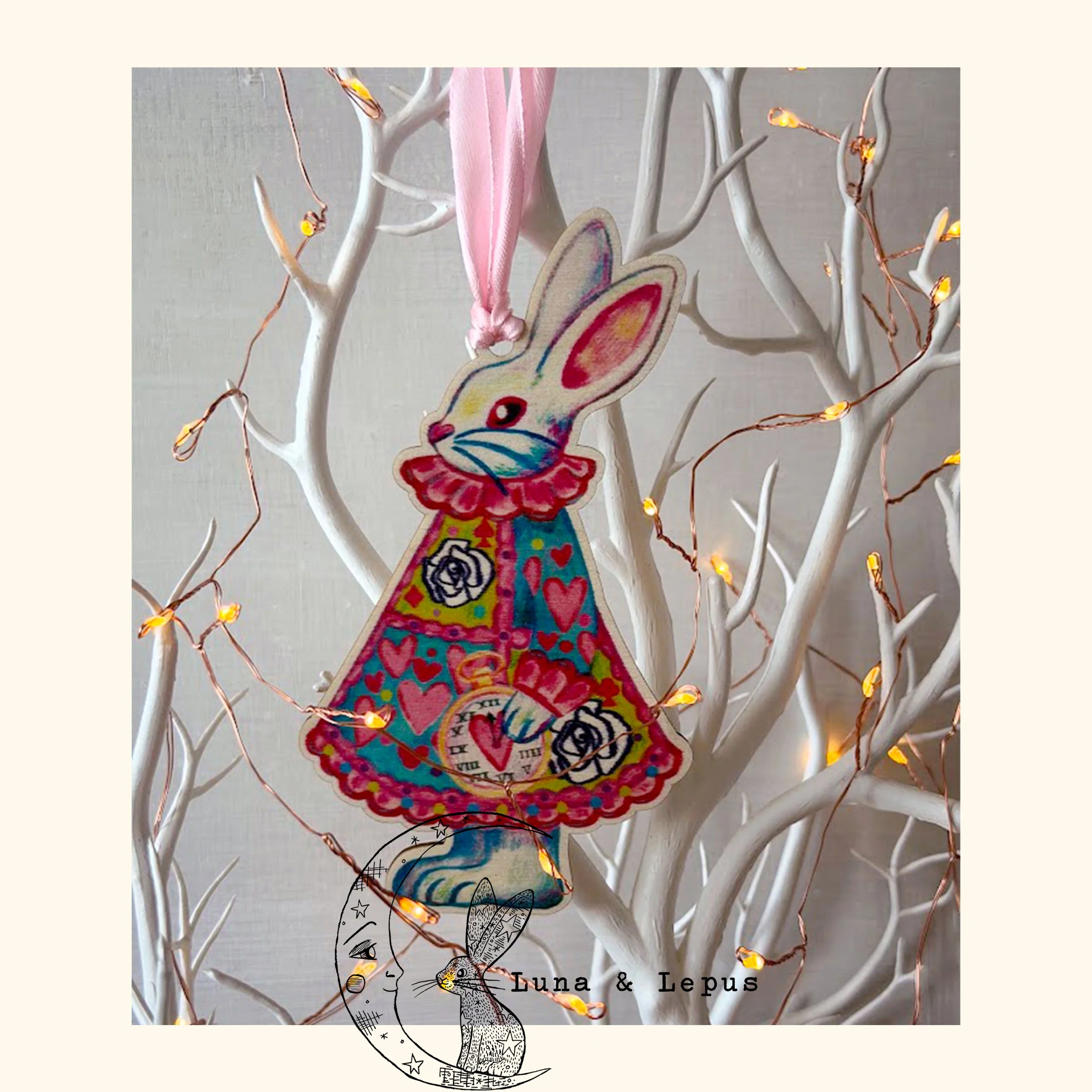 Alice in Wonderland White Rabbit Decoration