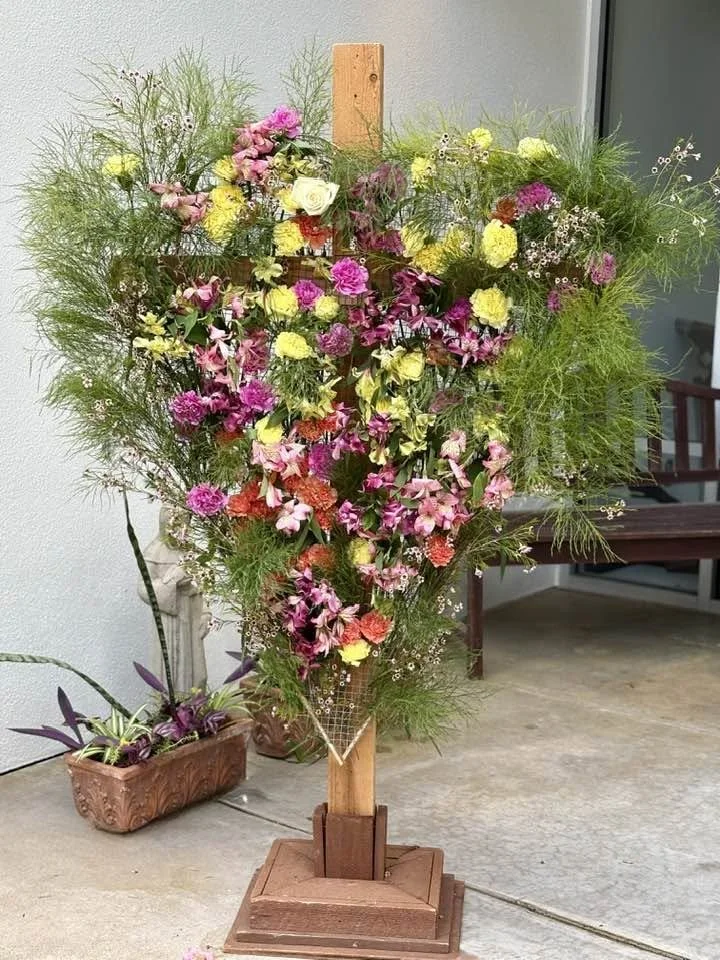 Photo of flower Easter cross
