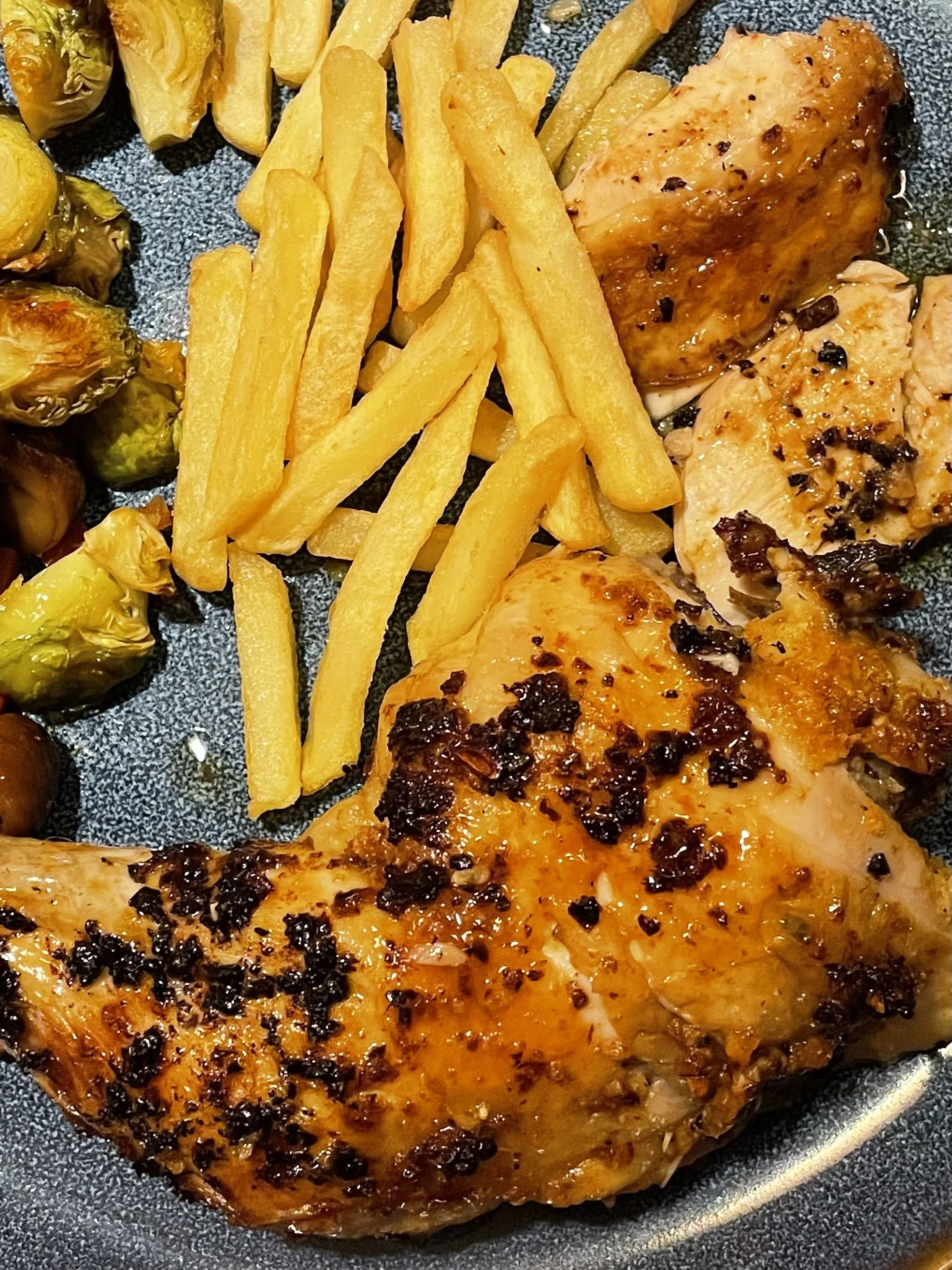 Chicken Piri Piri with fries