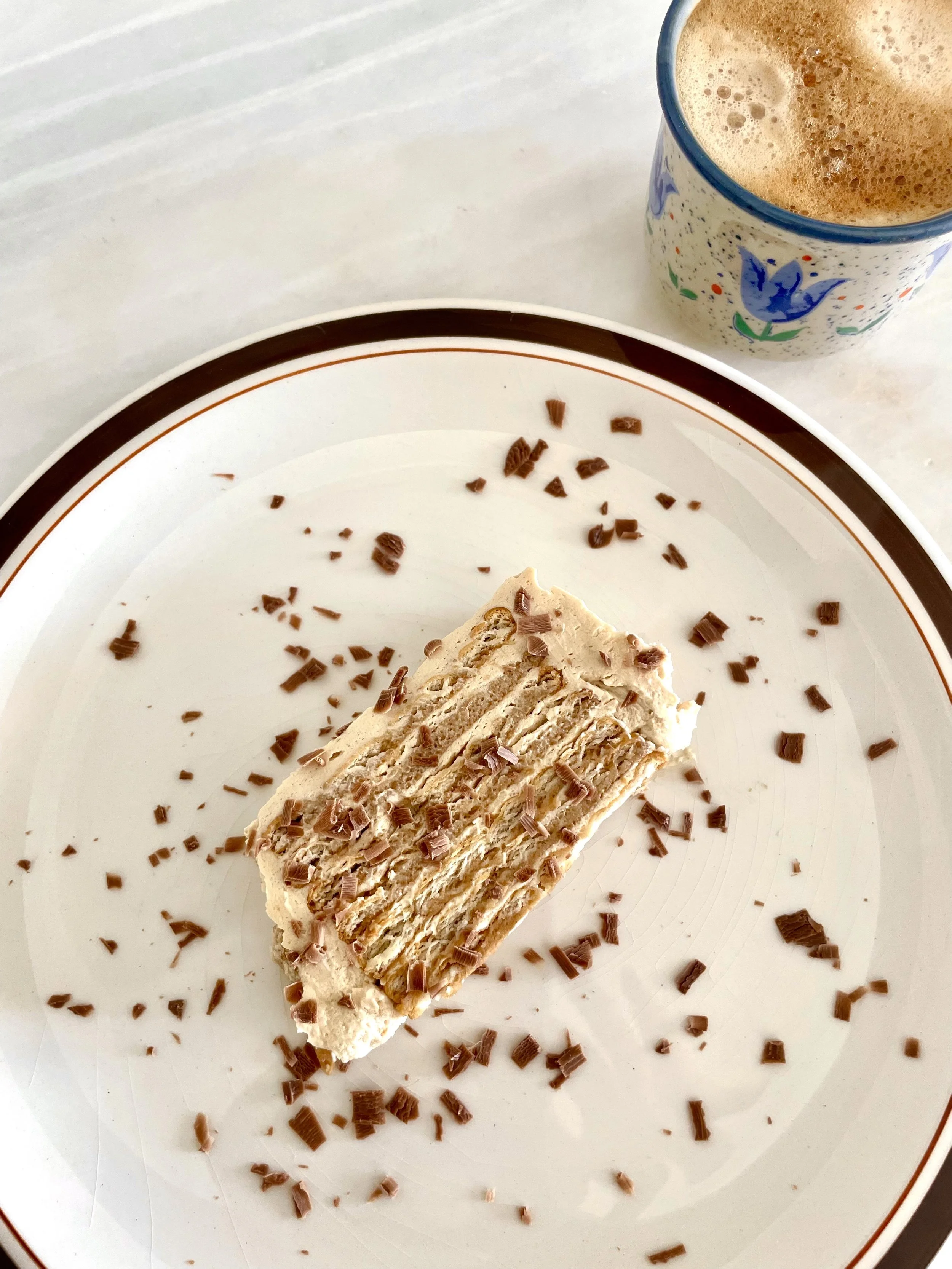 Bolo de Bolacha slice with expresso coffee