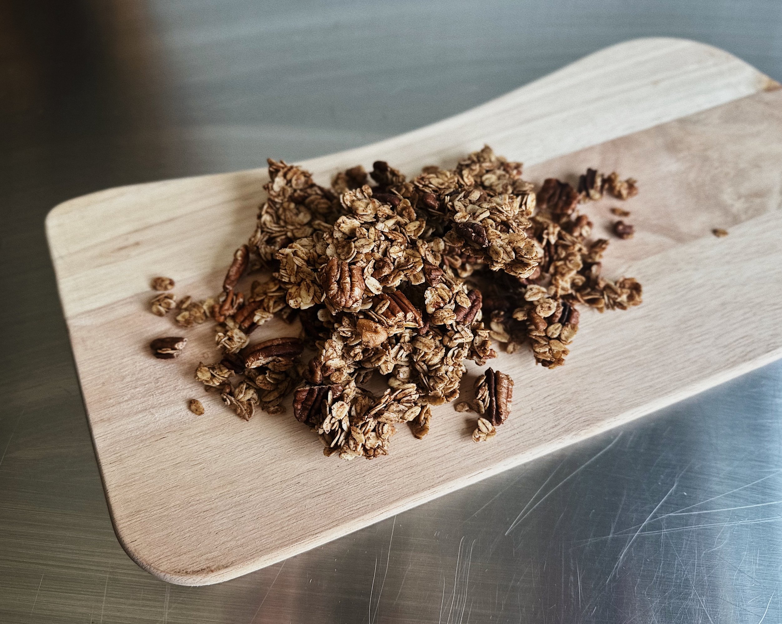 Maple Cinn Pecan Granola_1.JPG