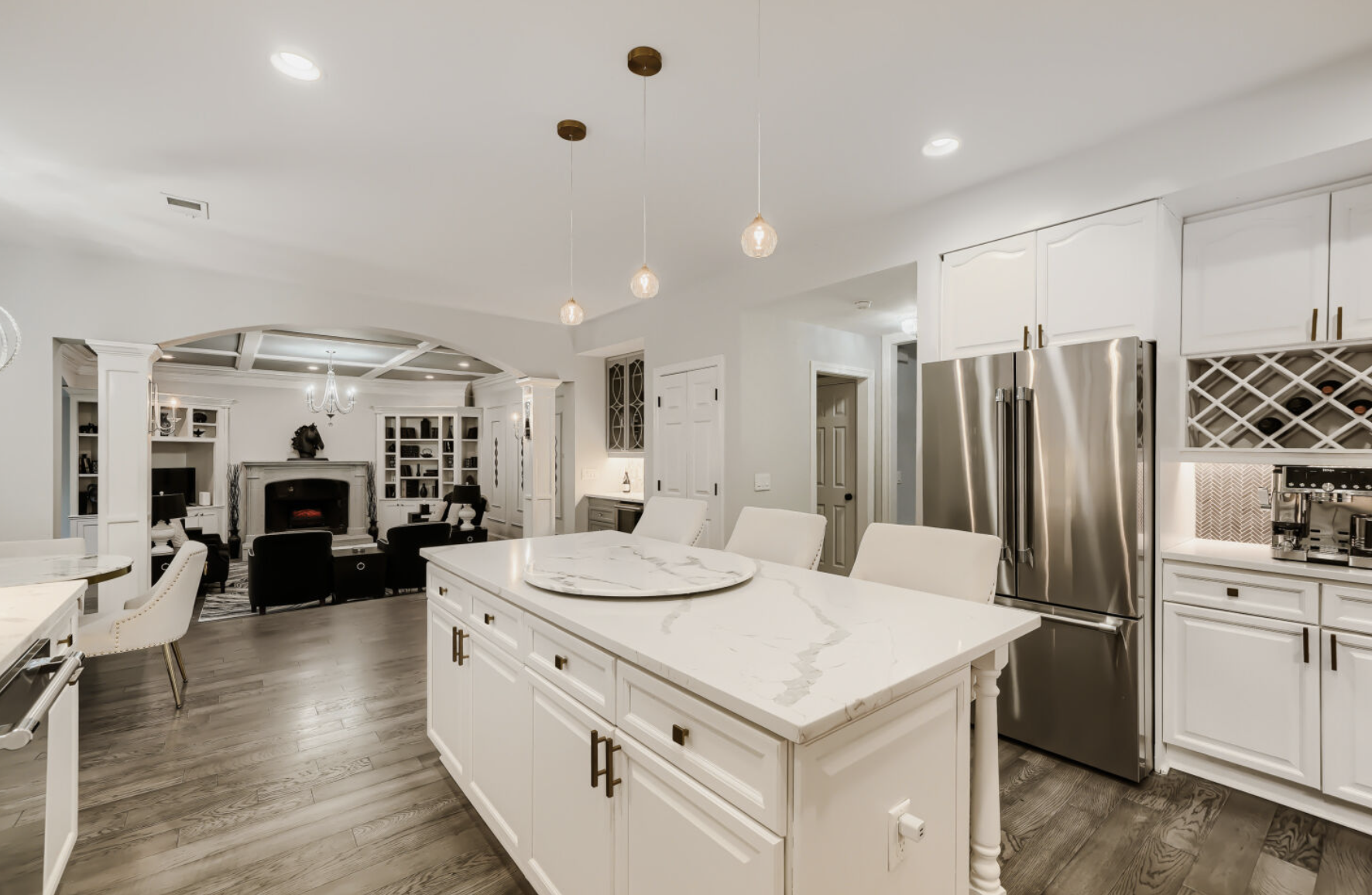 Marble Countertop Kitchen Island