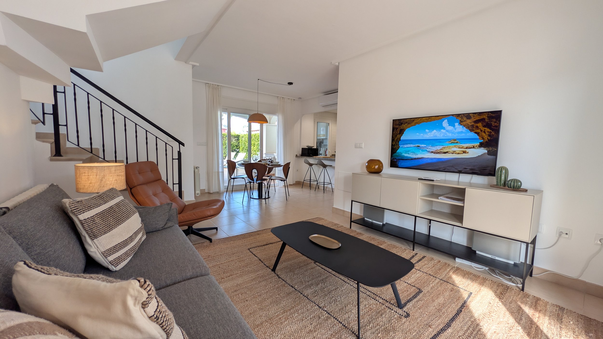 2 bedroom holiday home on Mar Menor Golf Resort with private pool and new furniture.