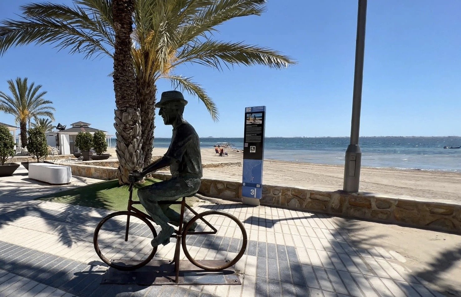 Statue in los Alcazares near the beach of the bicycle lane.