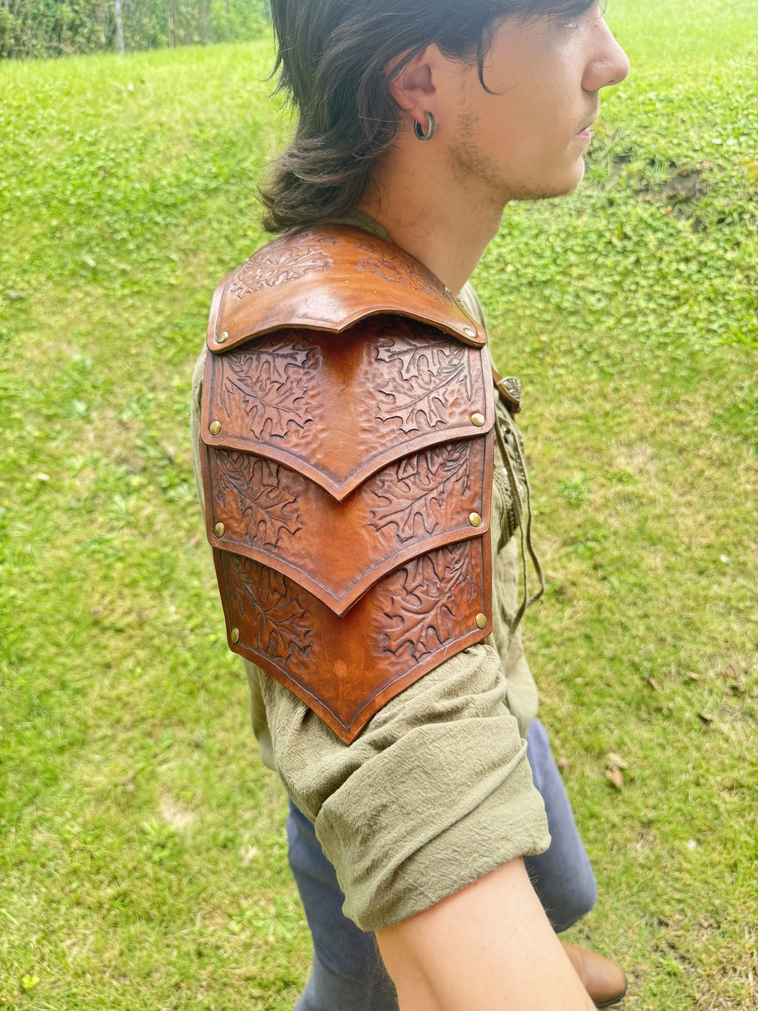 Hand tooled Oak Leaf Pauldron