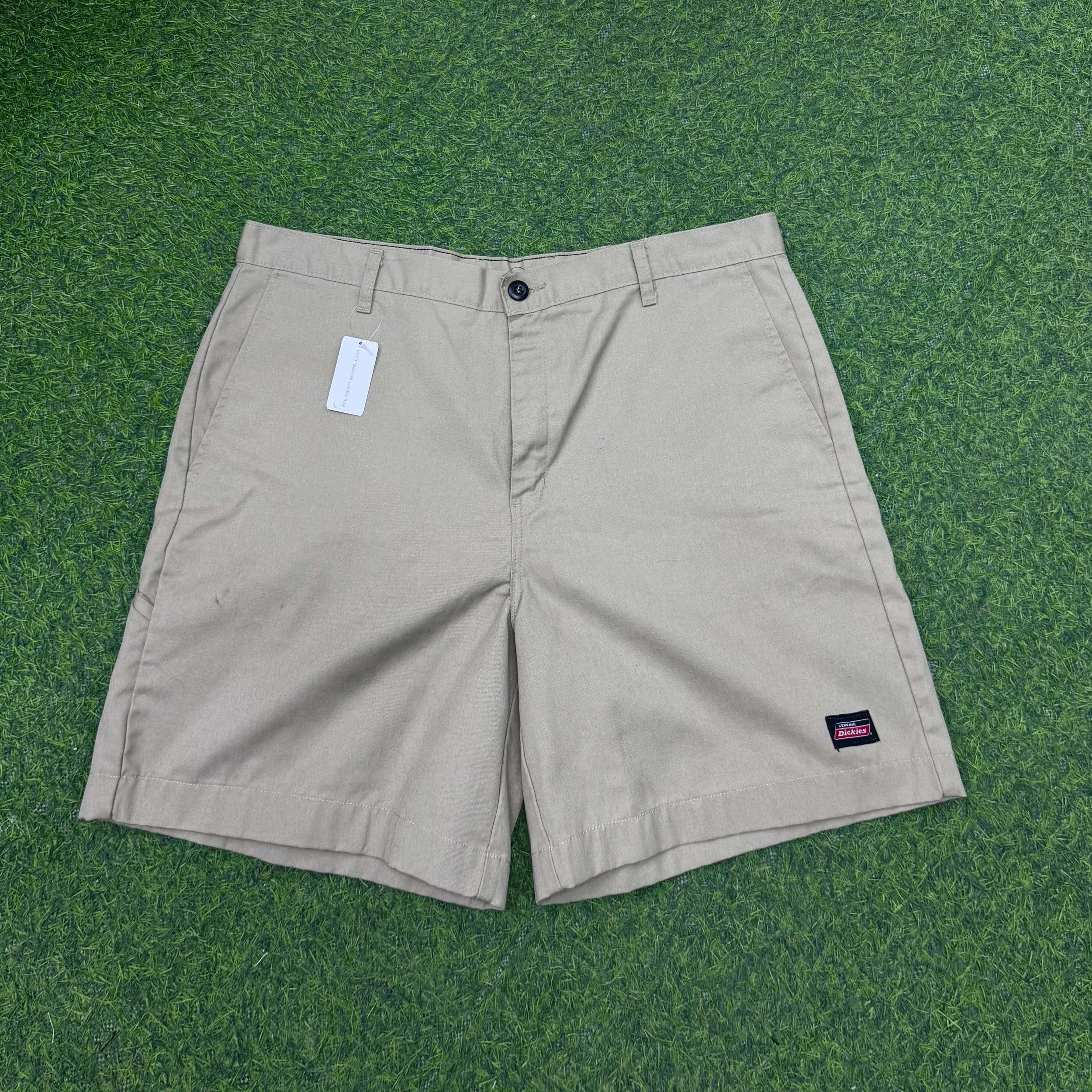edc6be12-d5d5-4395-80e4-f3928aa88017.jpg