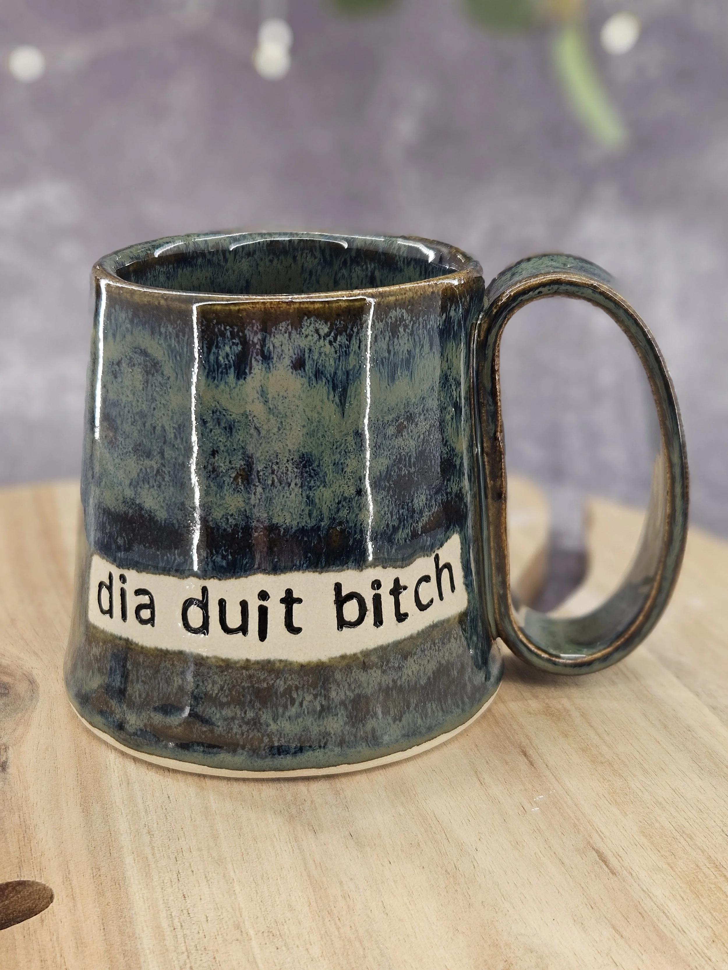 Dark green dia mug