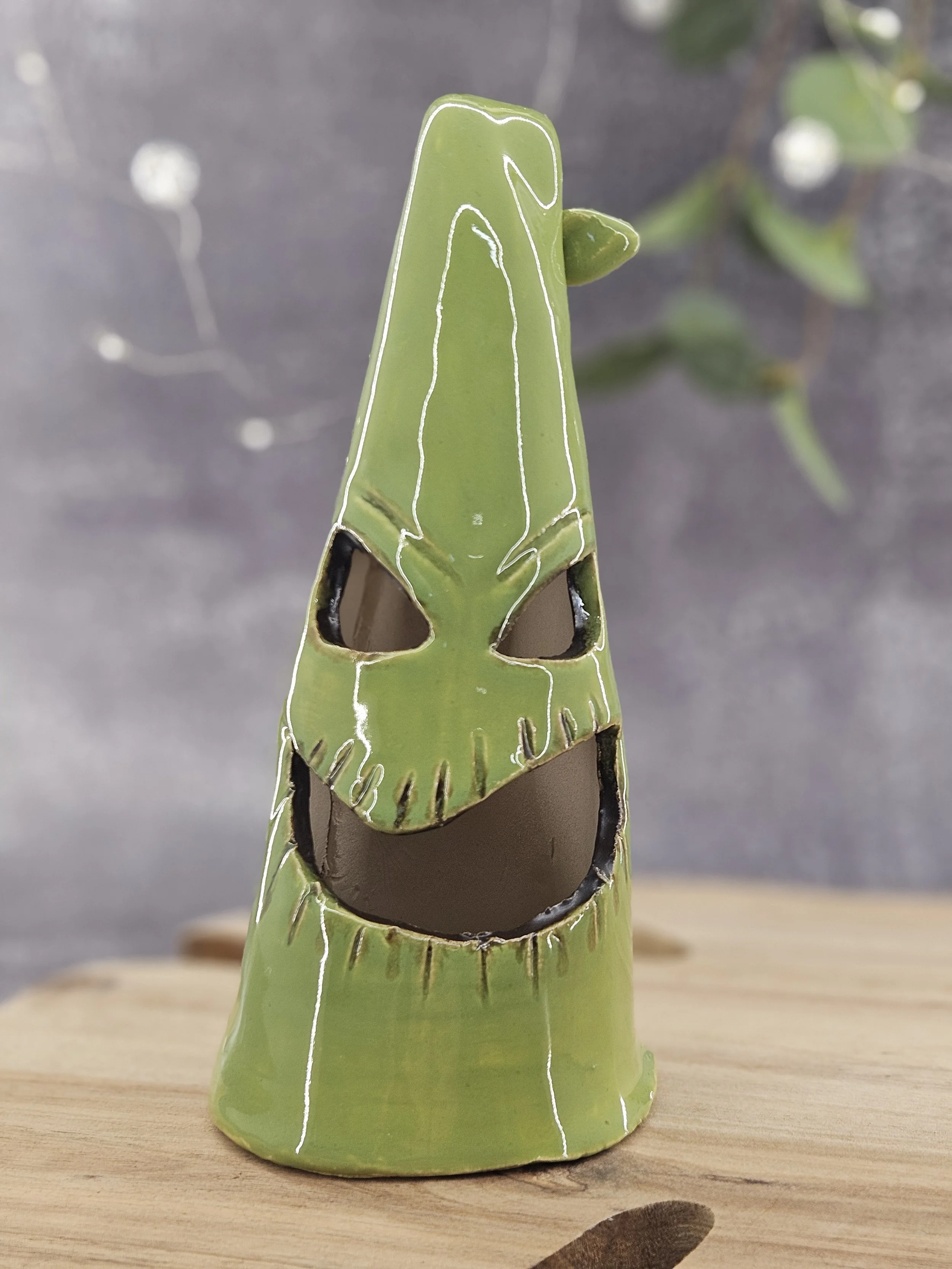 Green ghost tealight