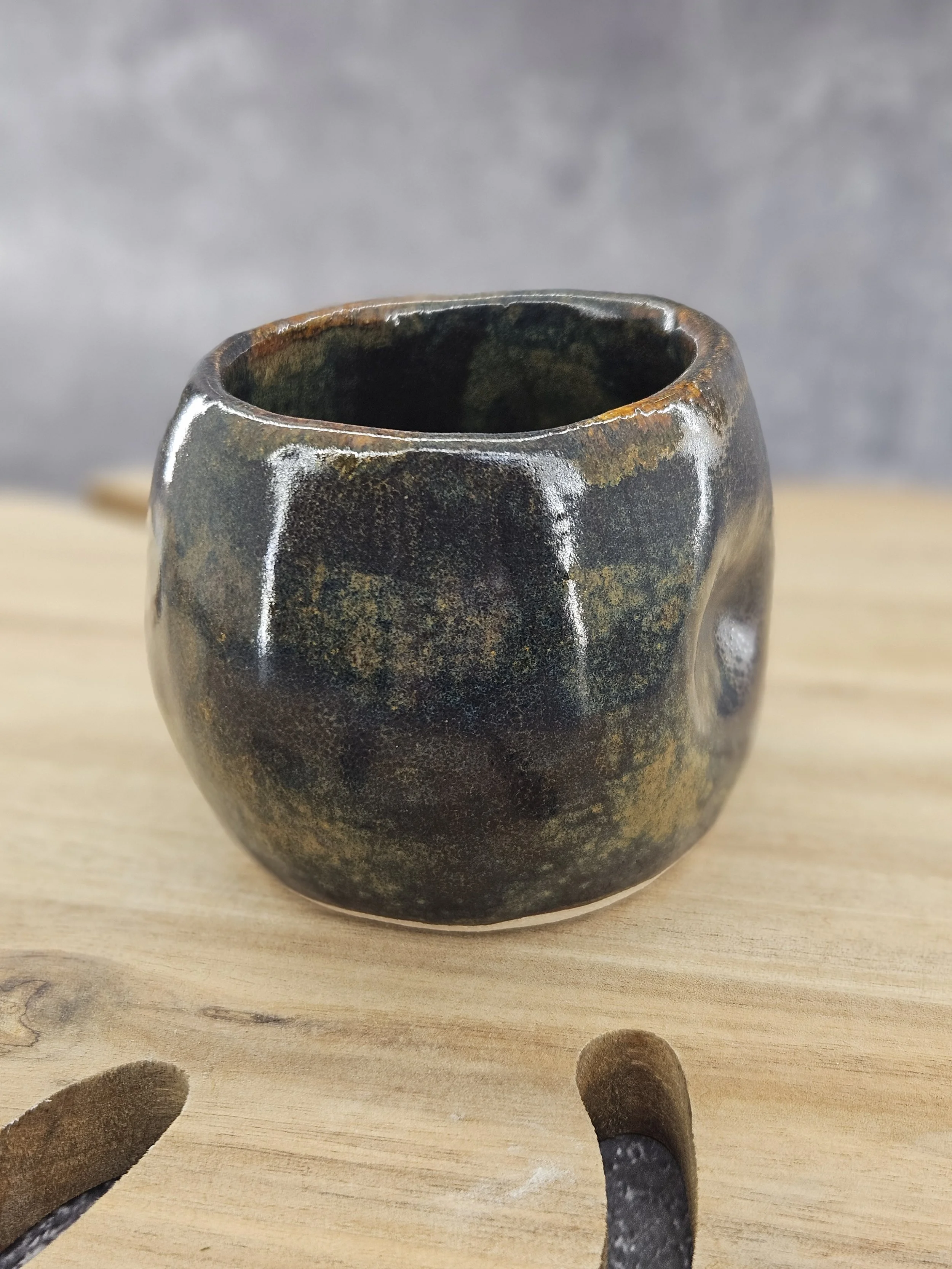 Earth bronze thumbprint tumbler
