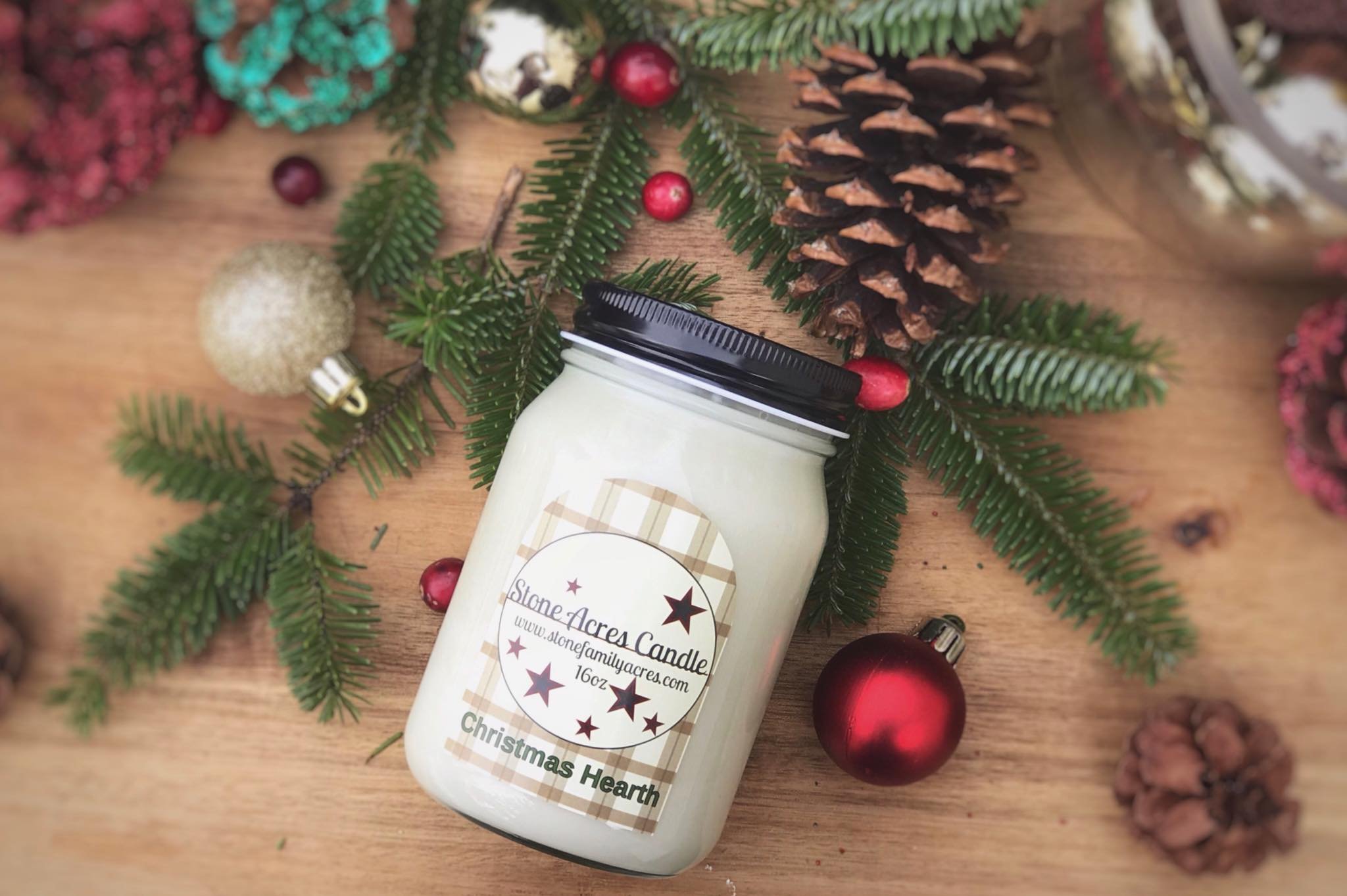 Hand-Poured 16oz Soy Candle- Christmas Hearth