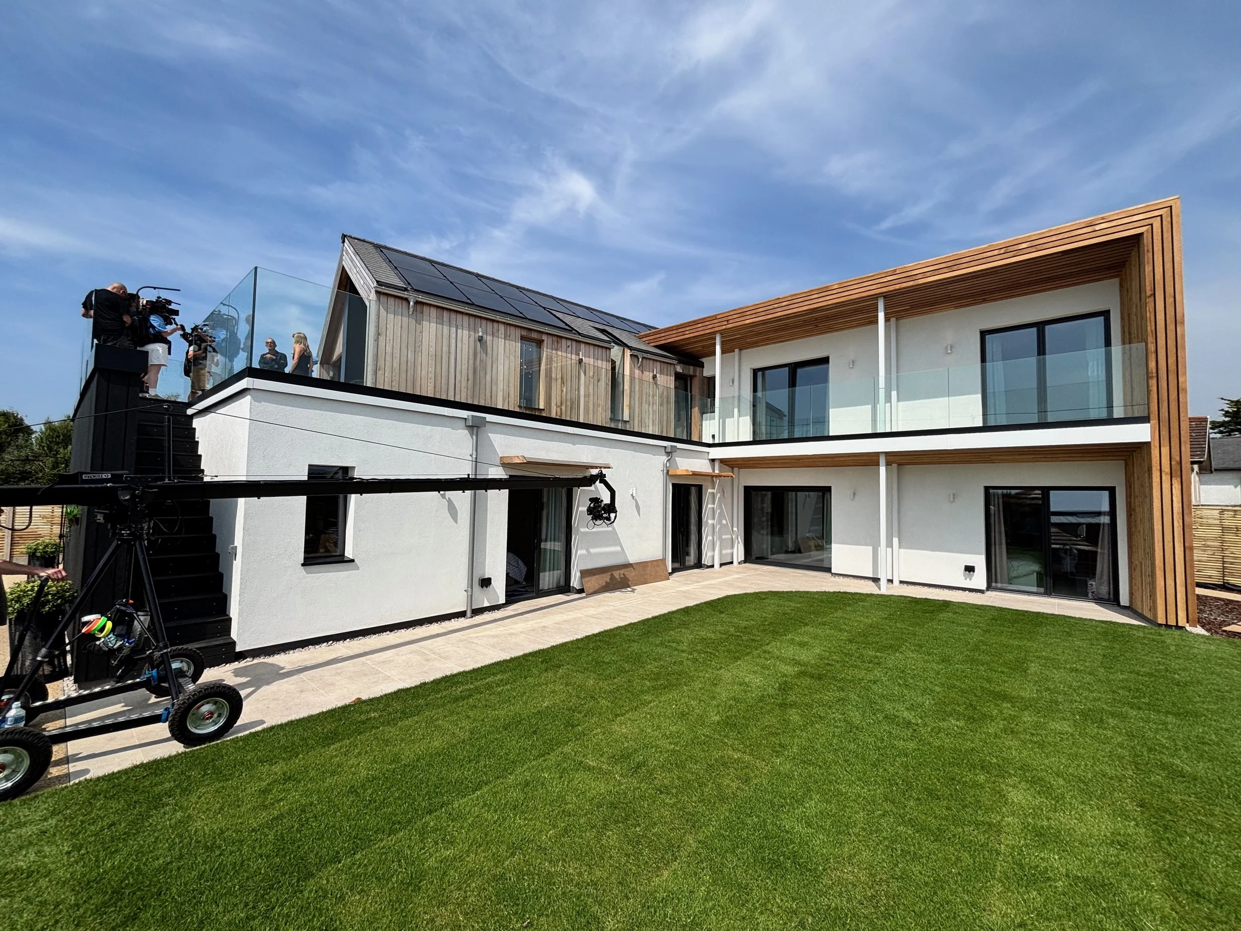 As featured on Grand Designs this Passive House was designed around comfort, simplicity aswell as  performance.  It combines clean forms, carefully proportioned openings and a restrained palette of natural materials. The architecture is quiet and con