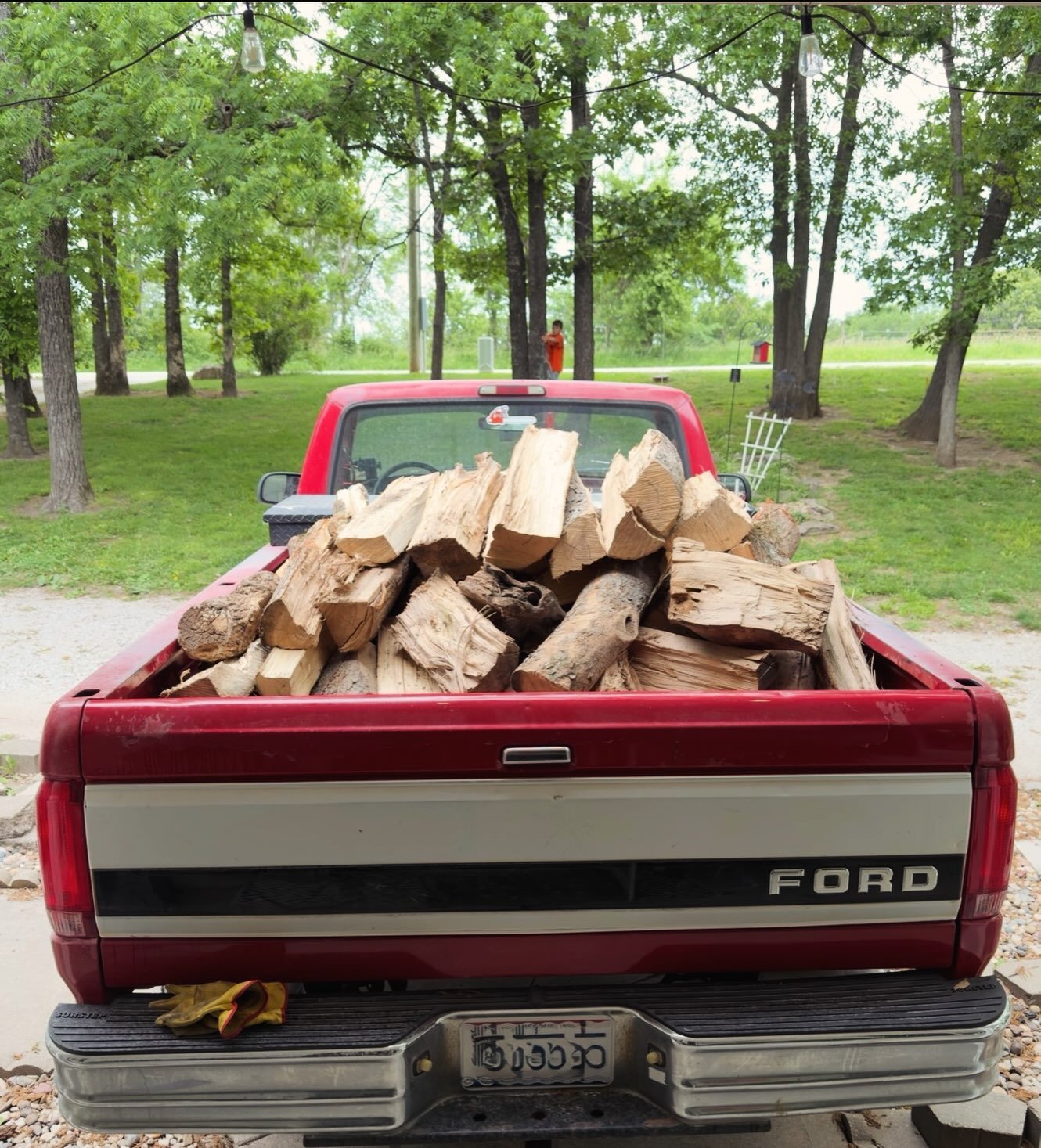 Built to work. Kept around because it still does.

We think more things ought to be made that way.

Rural Supply Co.