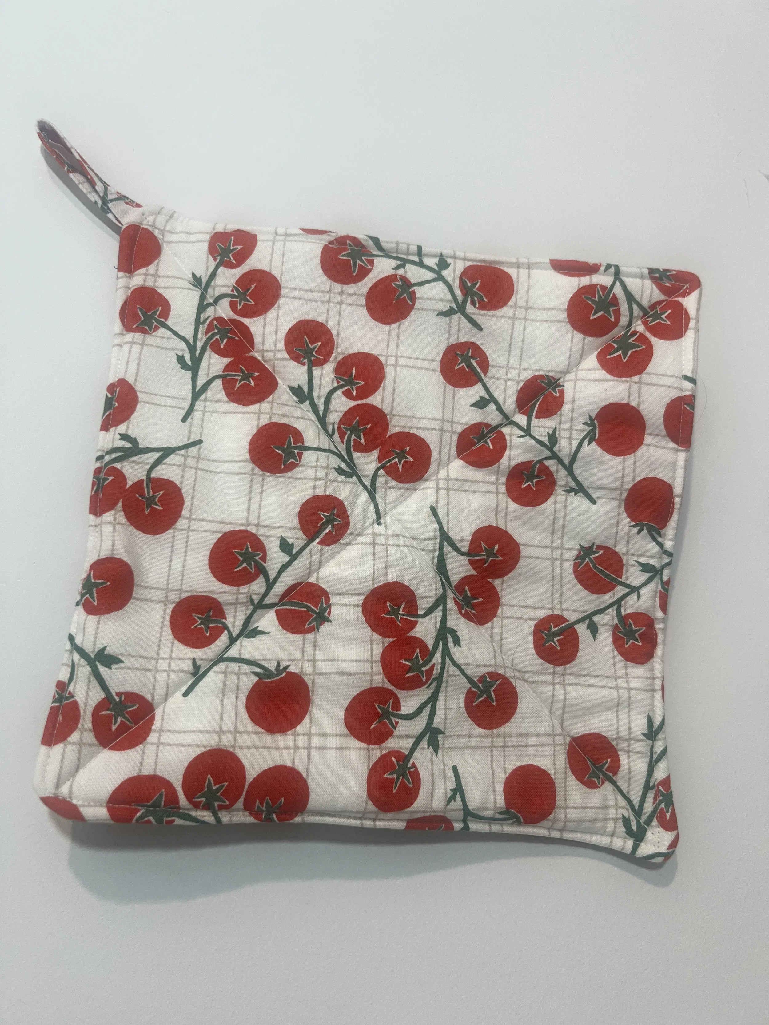 tomato potholder2.jpeg