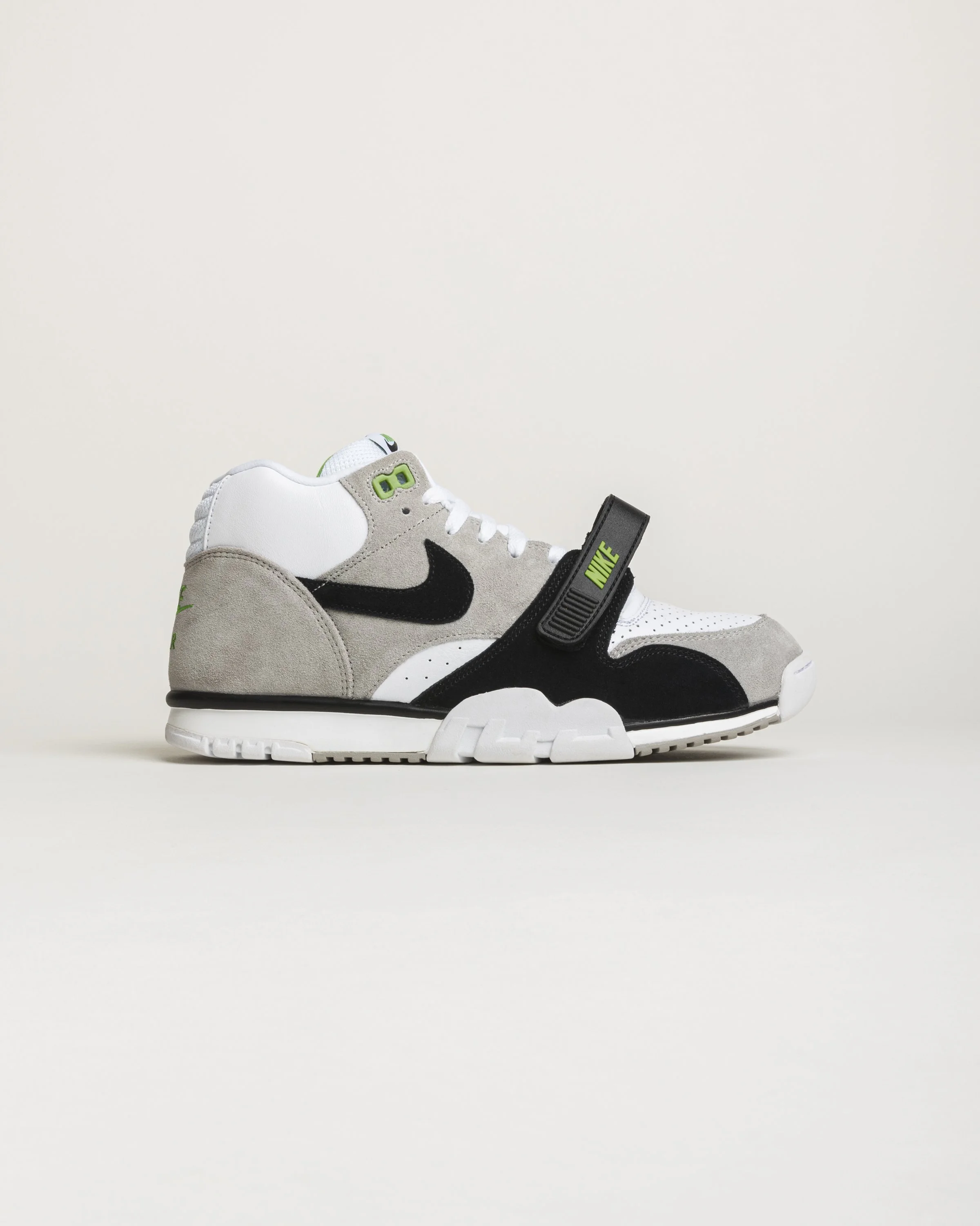 MP-SOLEMATES-AT1CHRMP-SOLEMATES-AT1CHLOROPHYLLSB-2020.jpg
