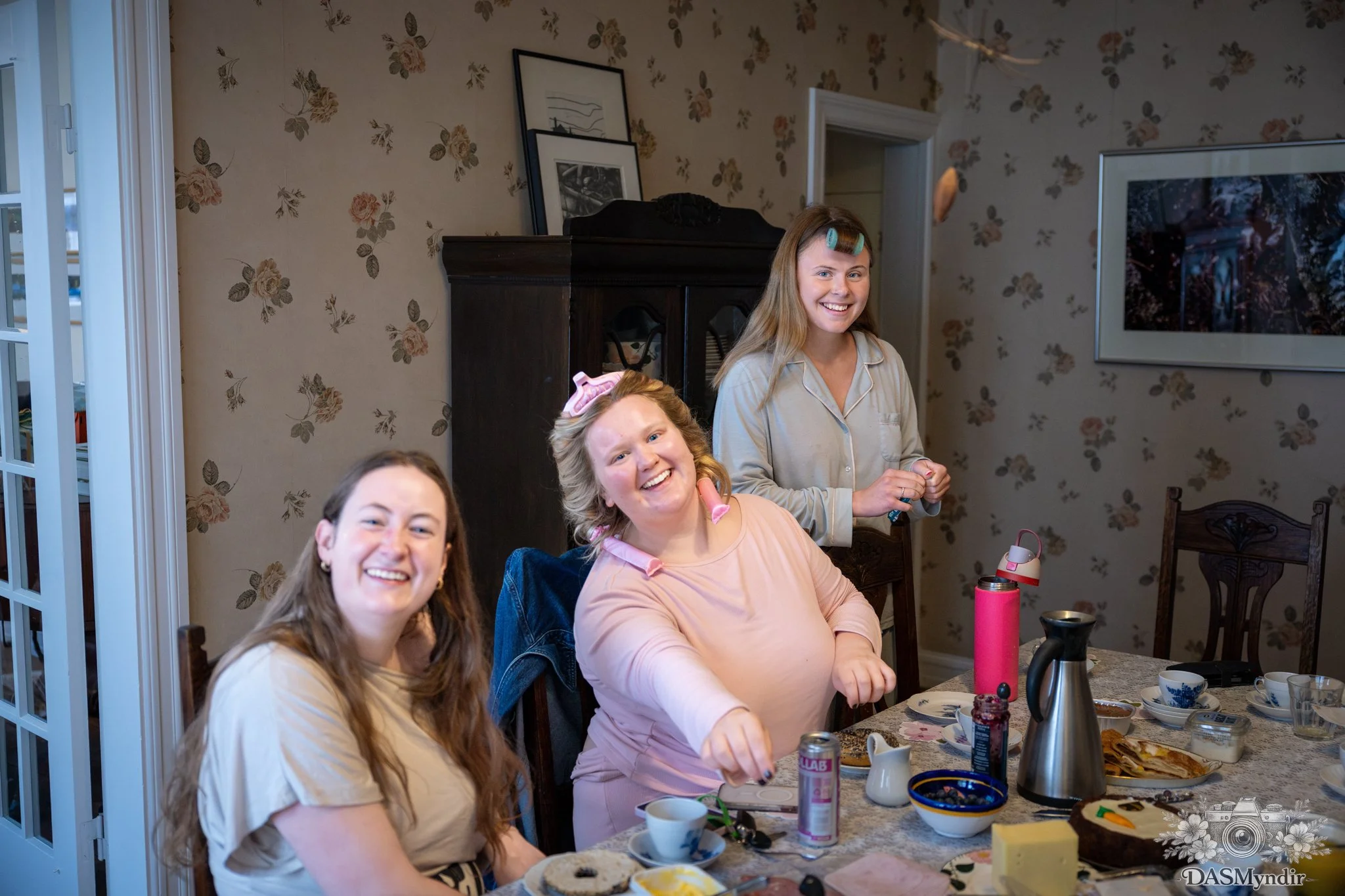 brúðkaupsmyndataka - brúðkaupsljósmyndari - undirbúningurinn - reykjavík (23).jpg