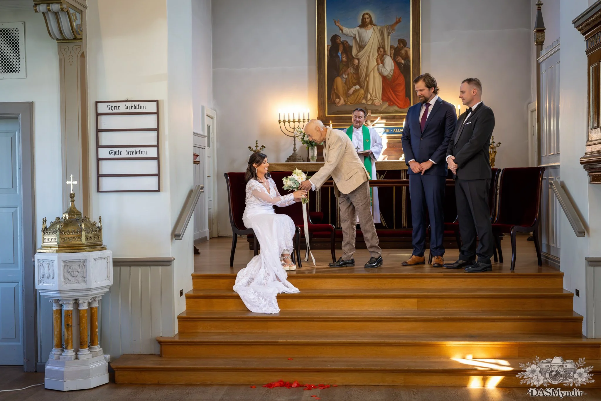brúðkaupsljósmyndun - kópavogi - höfuðborgarsvæðið - brúðkaupsljósmyndari (20).jpg