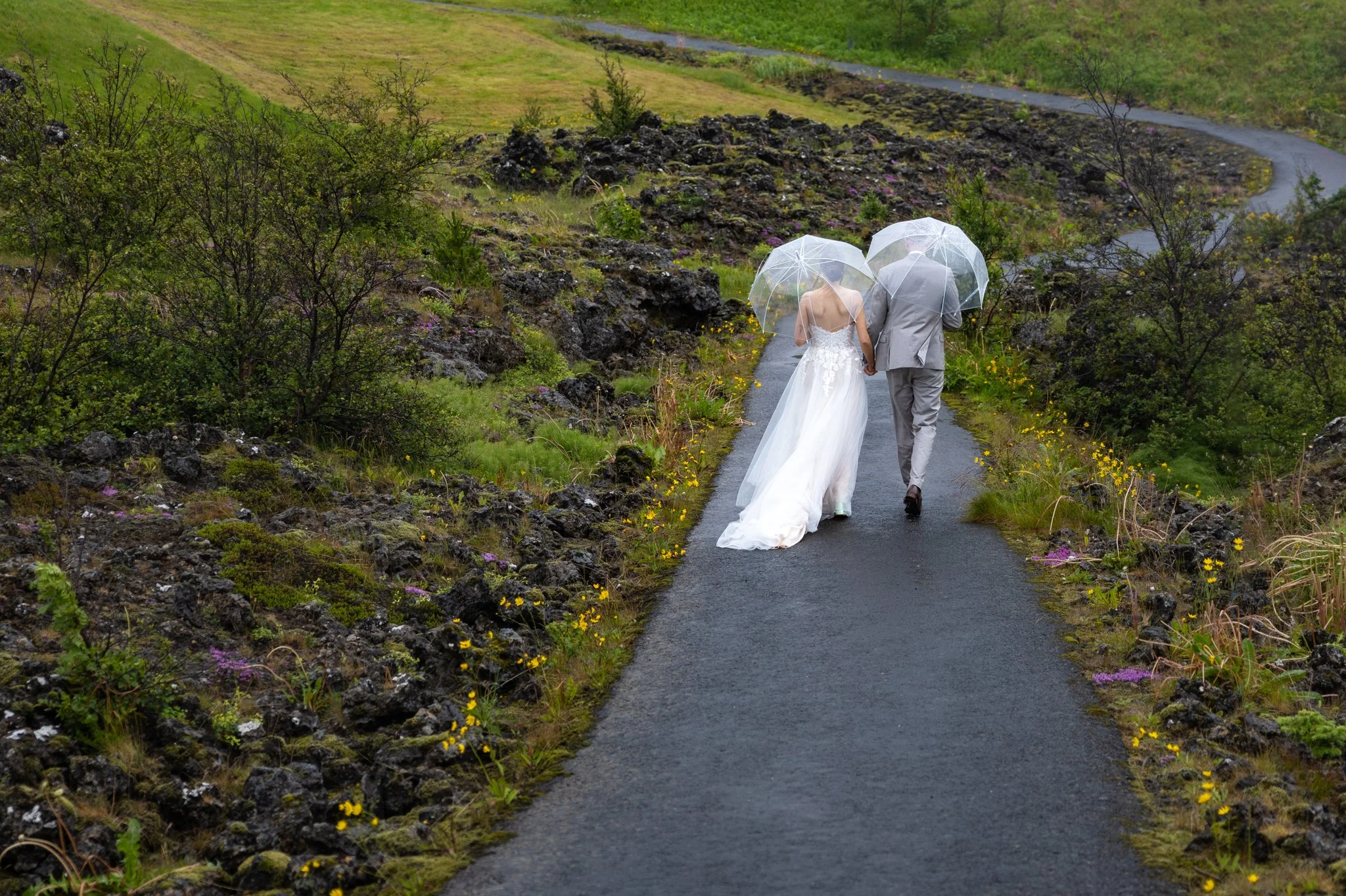 Brúðkaupsmyndataka - undribúningur - athöfn - brúðhjónamyndataka - veislan (43).jpg
