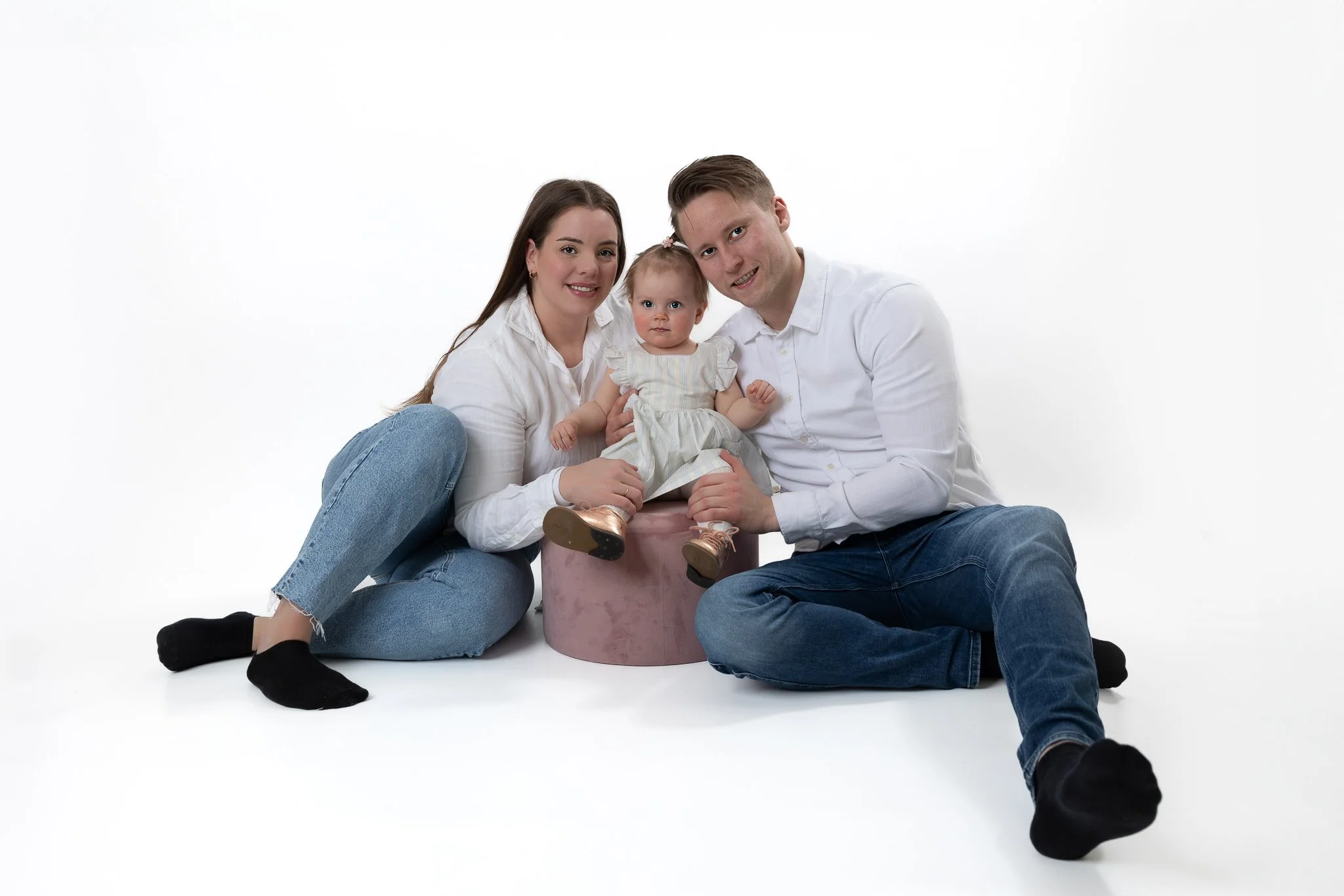 fjölskyldumyndataka - stúdómyndataka - kópavogur - höfuðborgarsvæðinu (1).jpg