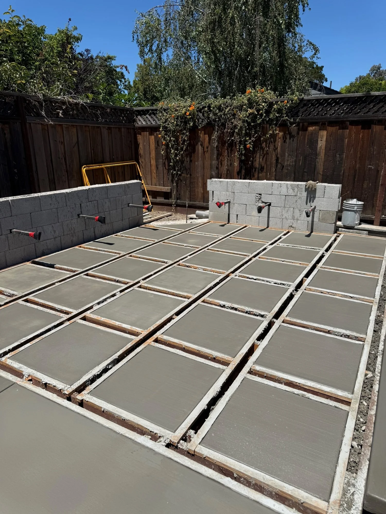 cezu-concrete-pour.jpg