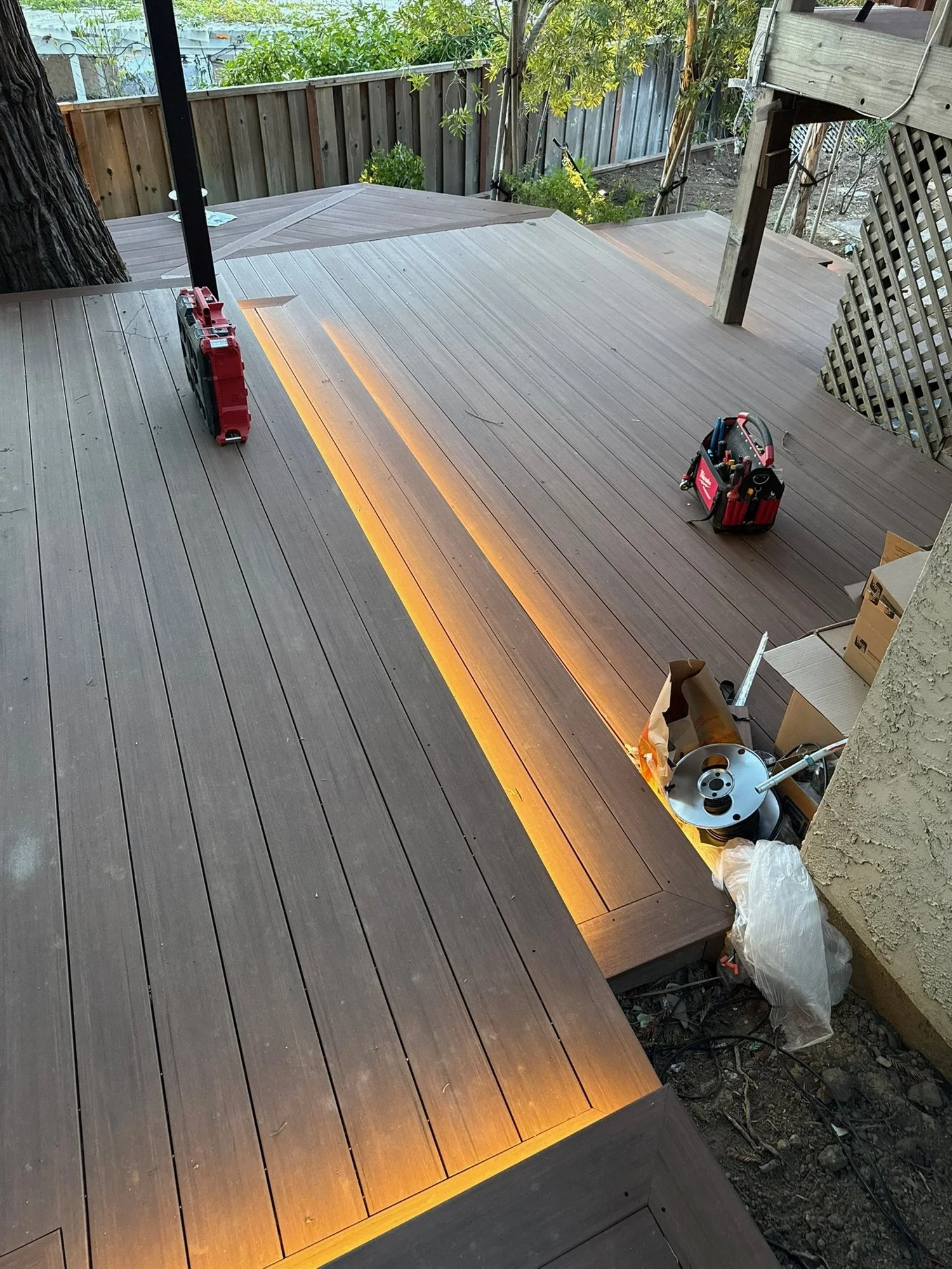 cezu-deck-lighting.jpg