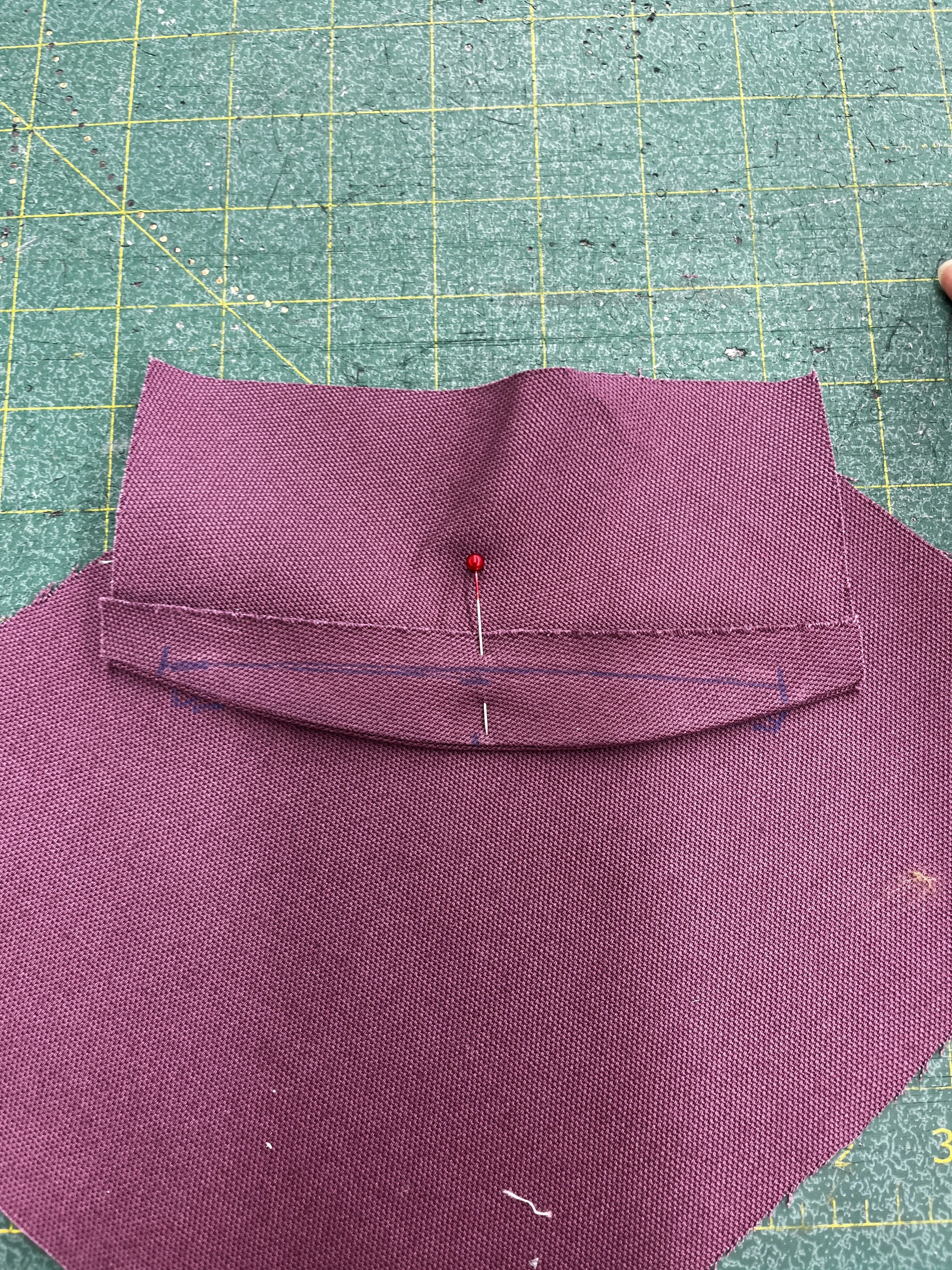 Pants Design Project:
Cotton twill spiral cutout pants with boned hood, lace up, and curved welt pockets. Designed, flat patterned, and constructed in 2025.