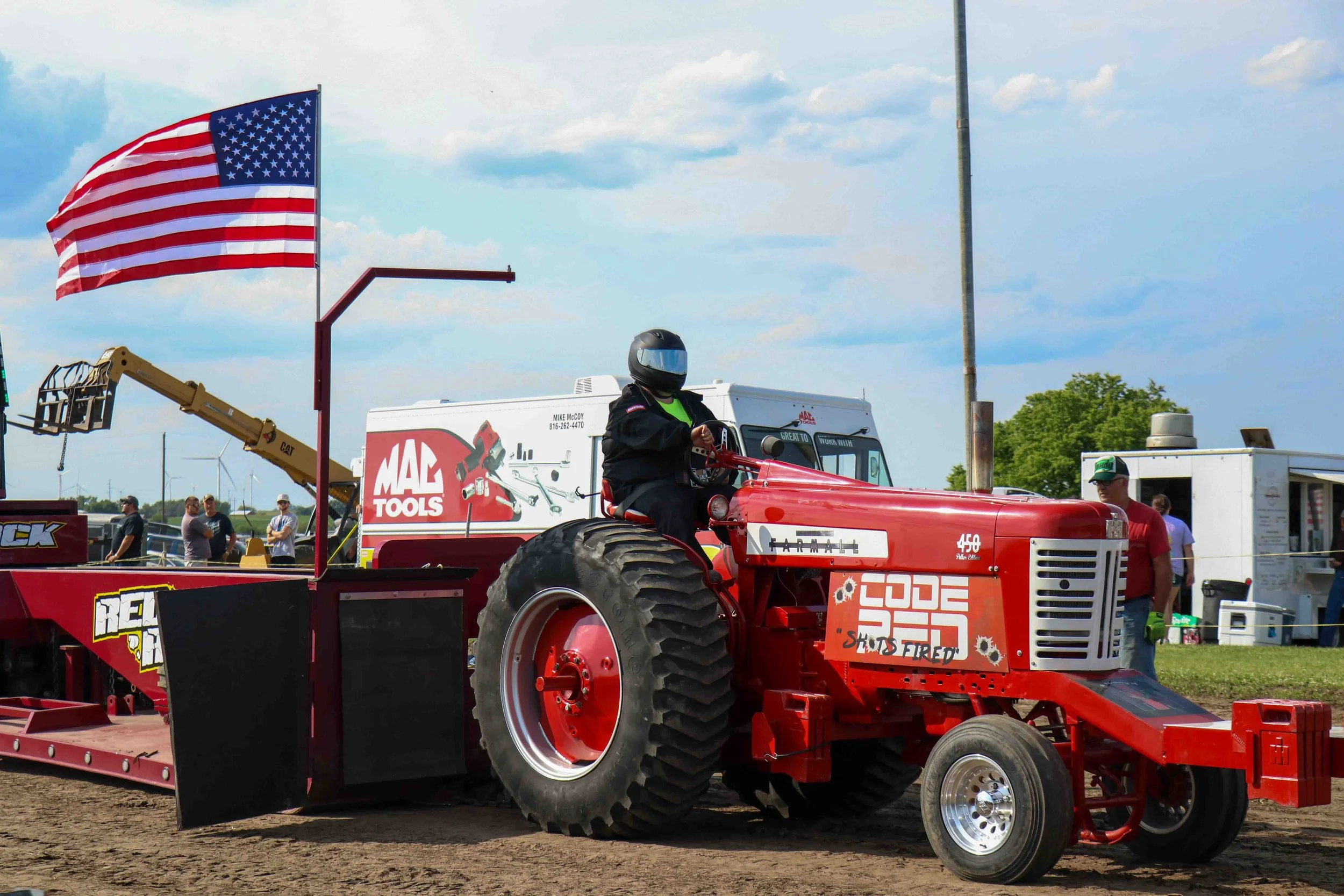Tractor-1.jpg