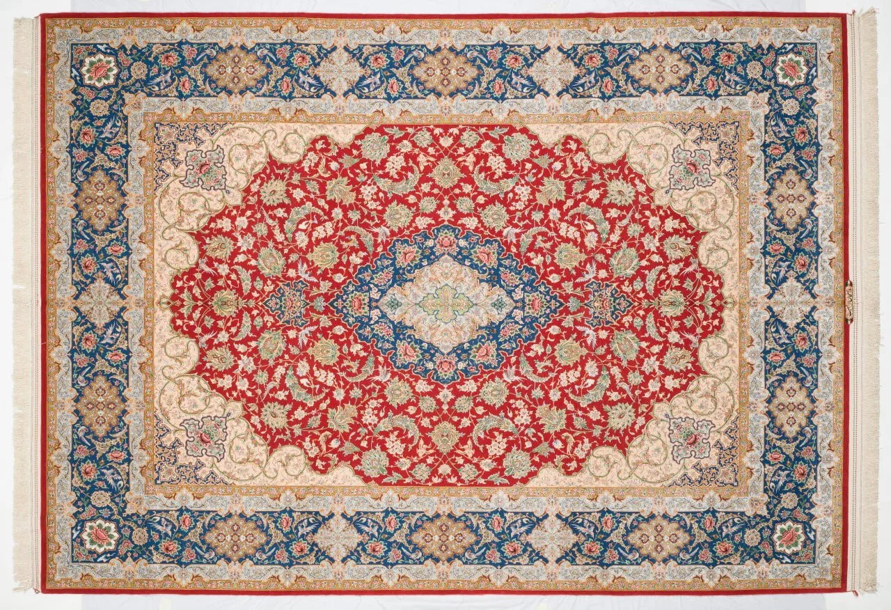 No. 12 · Red medallion on ivory, blue border