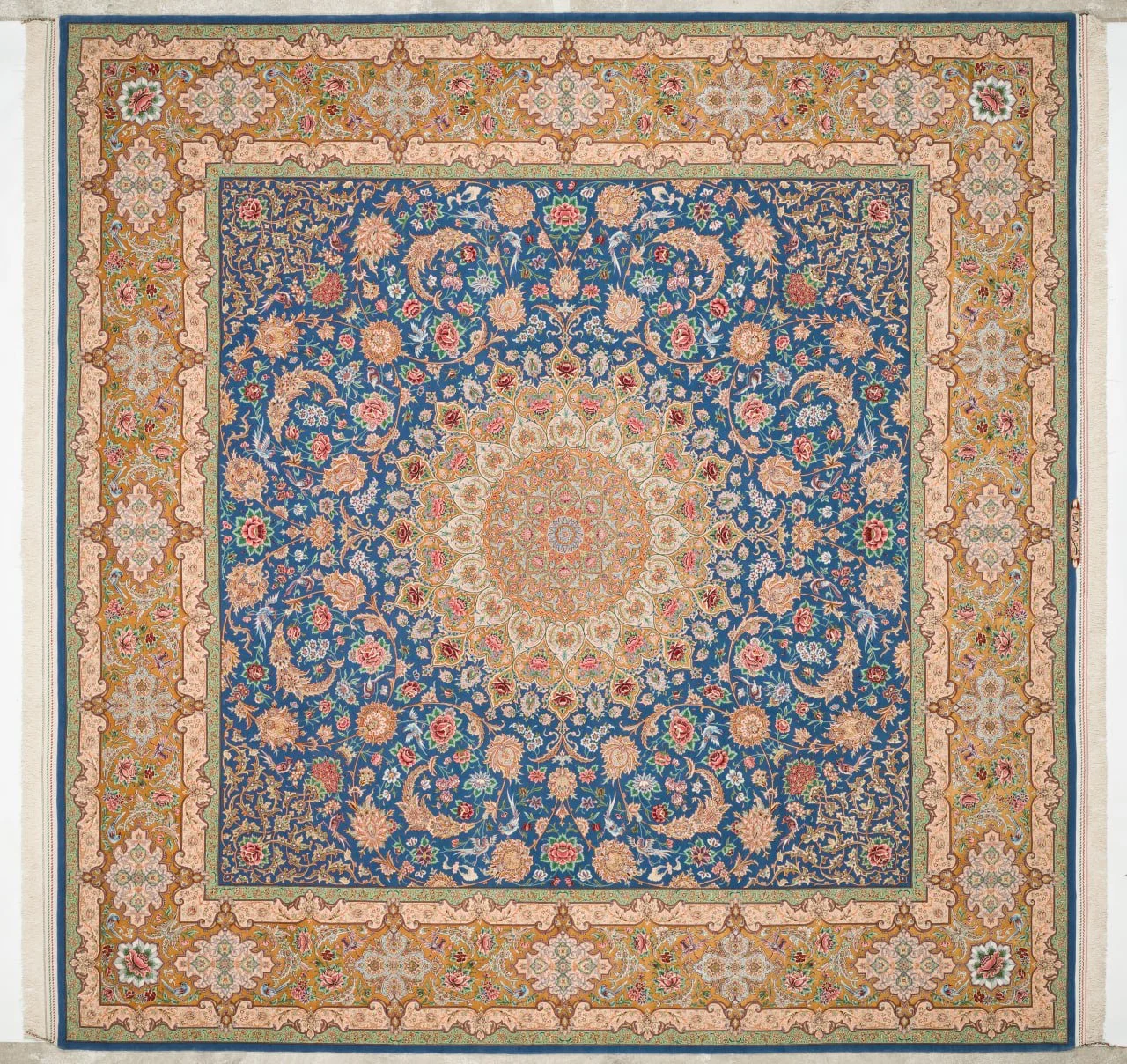 No. 15 · Blue medallion, peach border