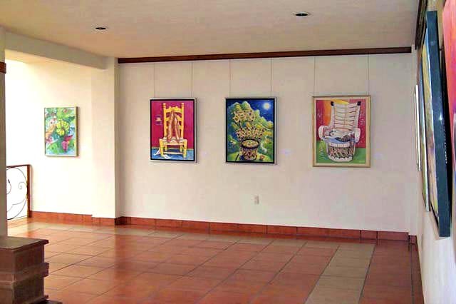 Sala ll, east wall