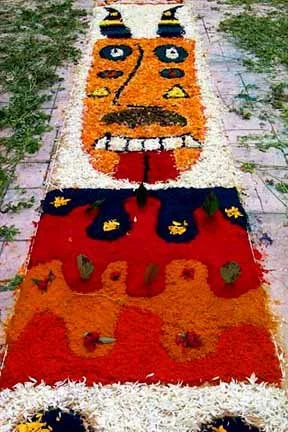 colored saw-dust design instead of flower-petals