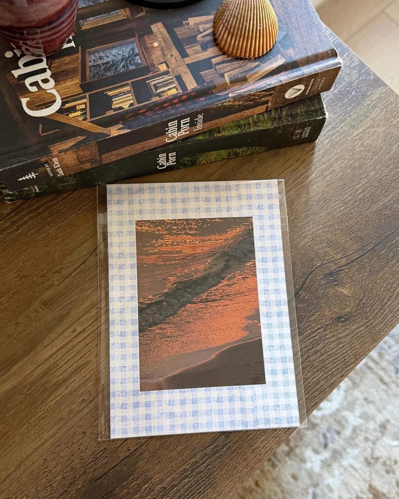 Lake Wave with Gingham Mat