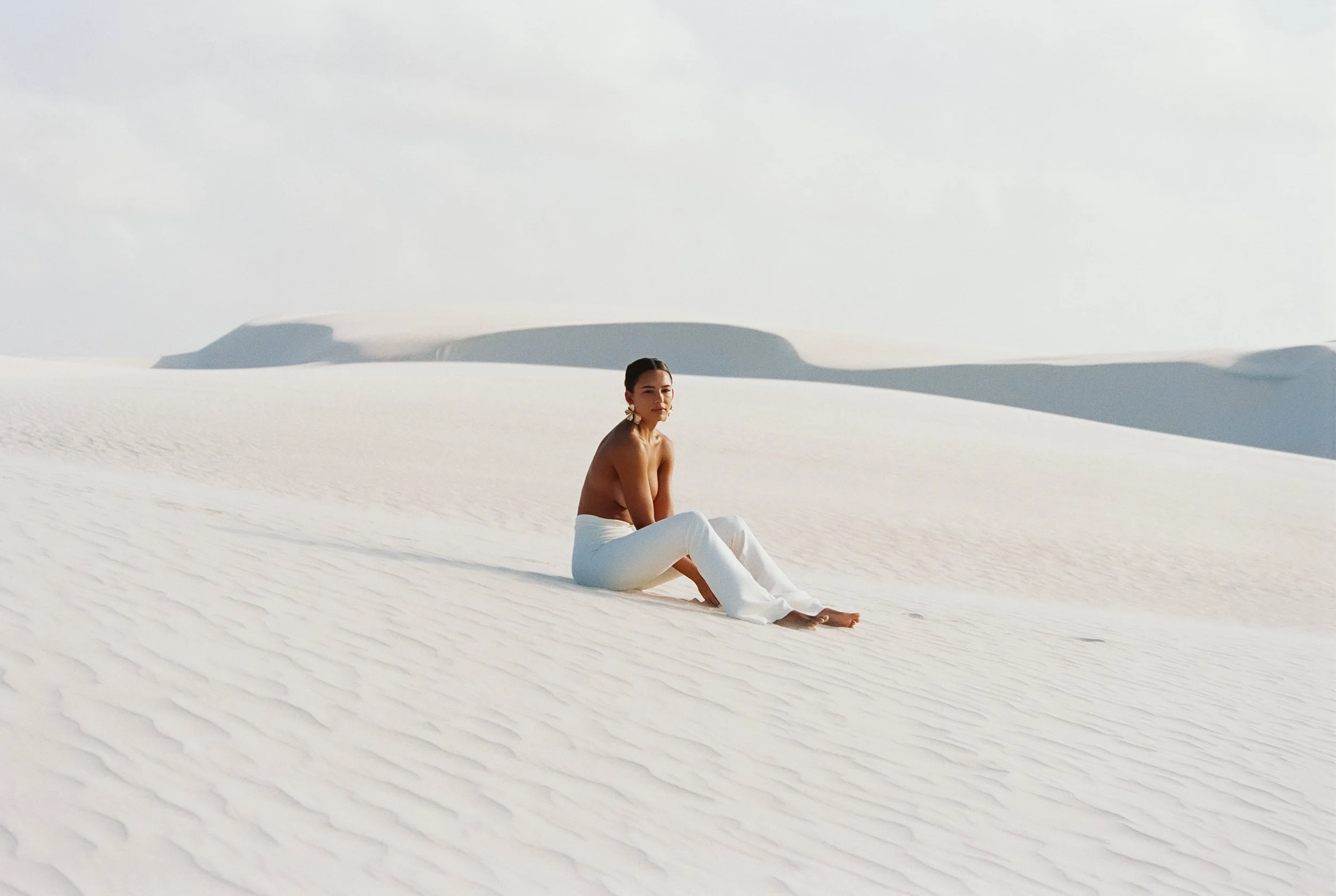 niya-swim-lencois-maranhenses-brazil-eduarda-goa-13.jpg