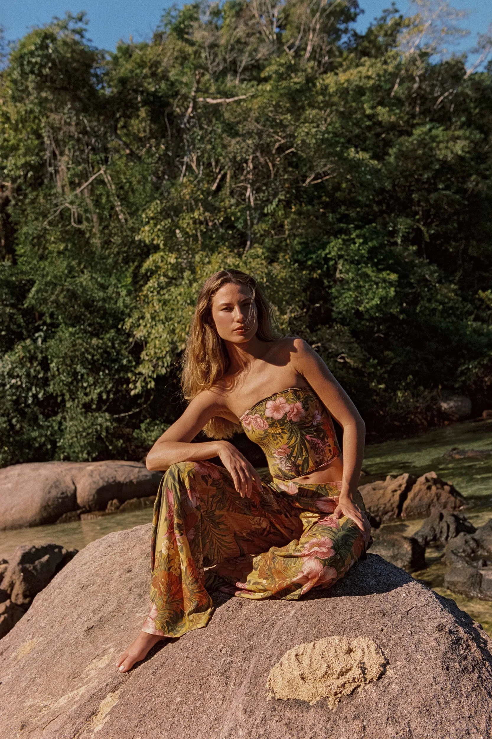 triya-ss26-paraty-brazil-eduarda-goa-106.jpg
