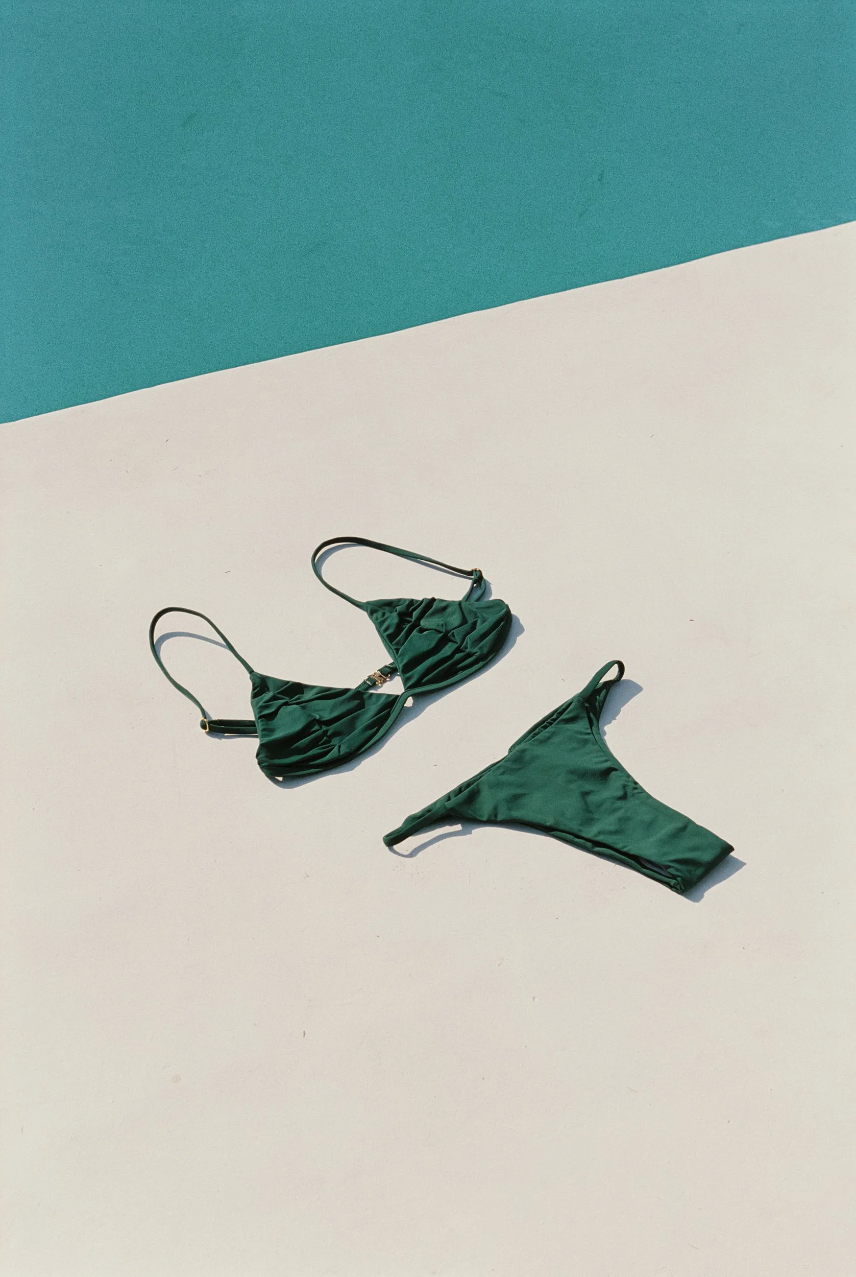 vntta-fw24-new-beginnings-rio-brazil-eduarda-goa-71.jpg