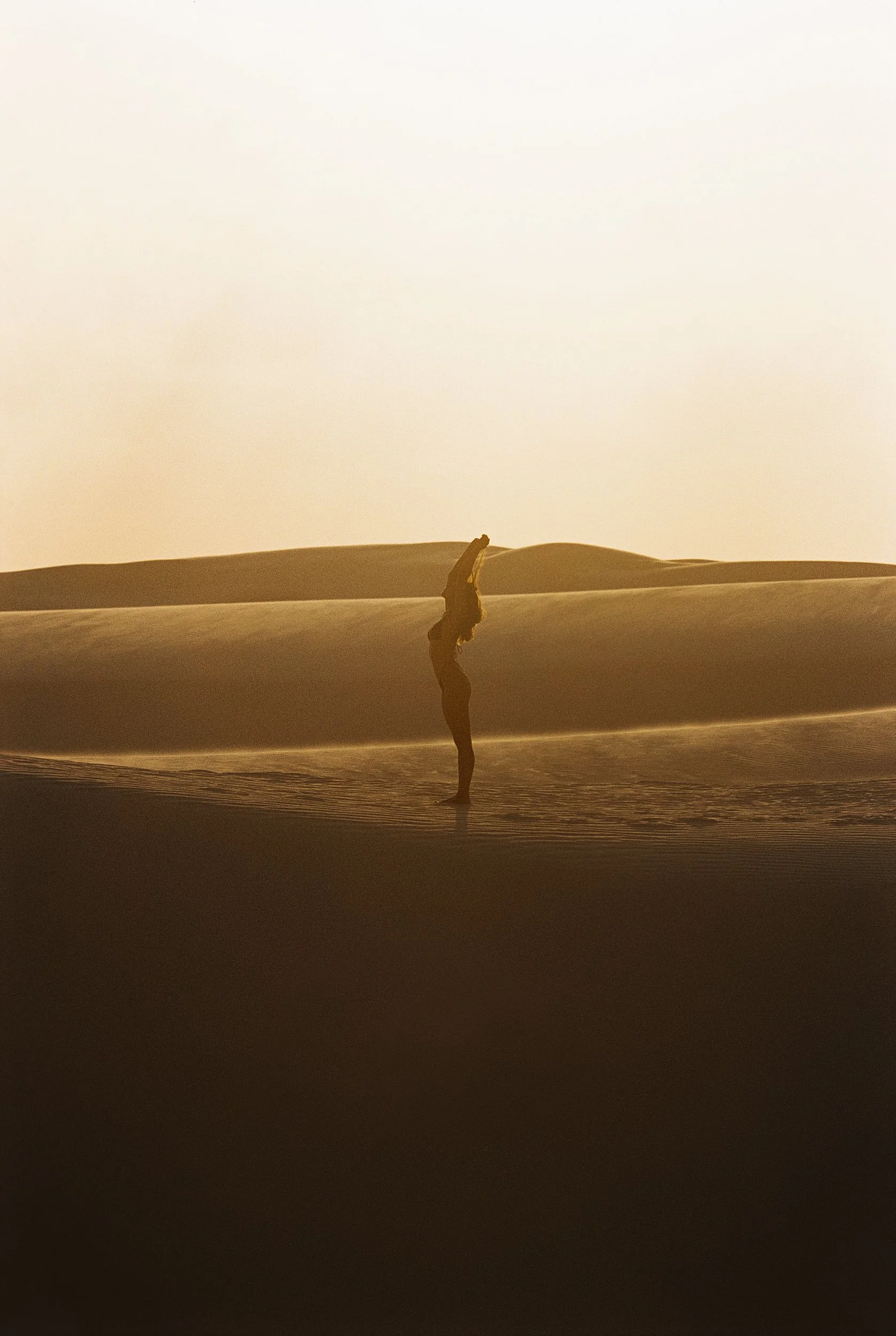 sun-rituals-lencois-maranhenses-brazil-eduarda-goa-10.jpg