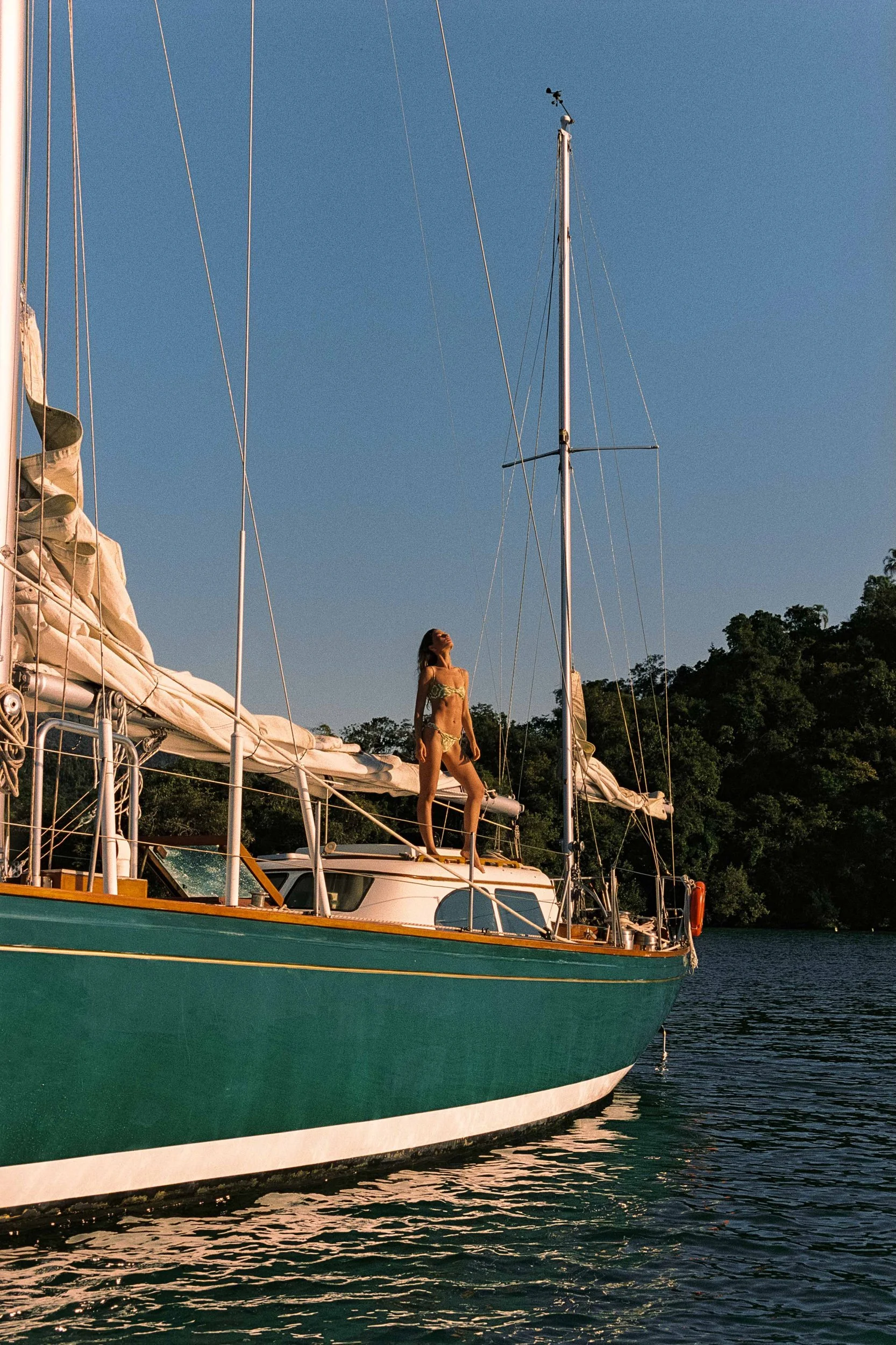 triya-ss26-paraty-brazil-eduarda-goa-202.jpg