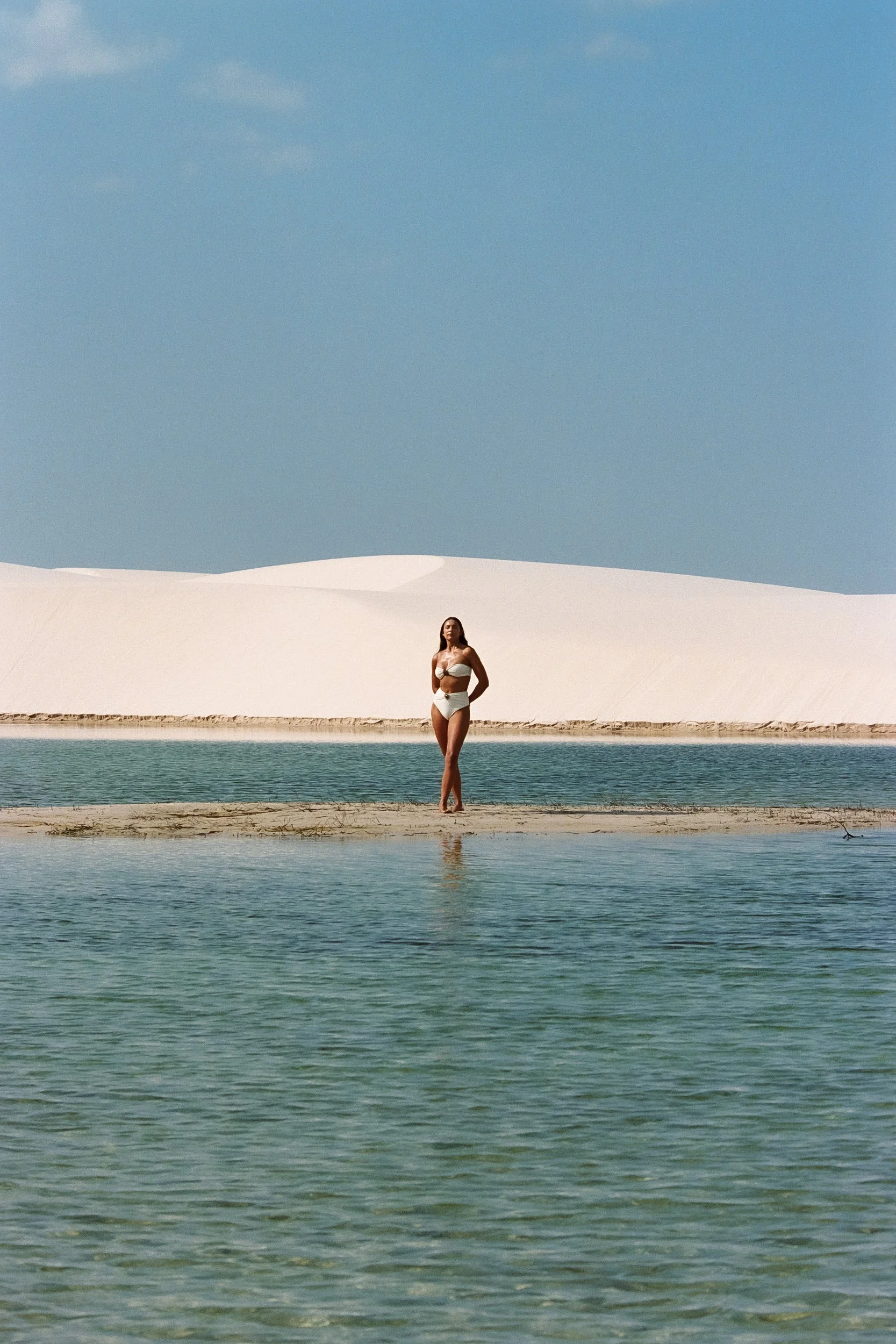 triya-ss25-lencois-maranhenses-brazil-eduarda-goa-34.jpg