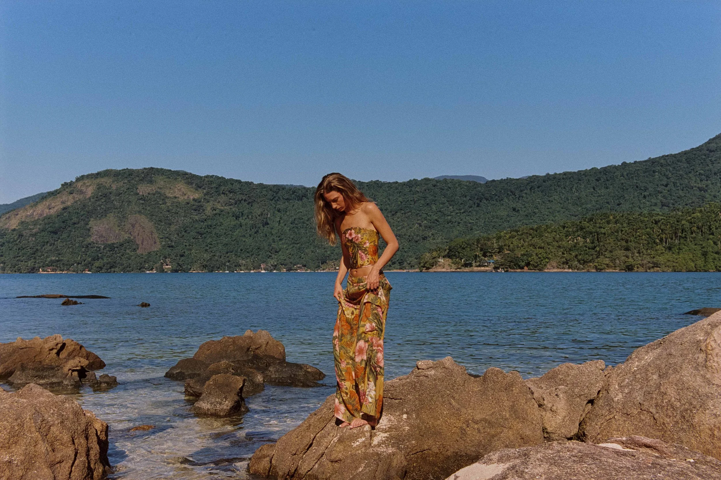 triya-ss26-paraty-brazil-eduarda-goa-113.jpg